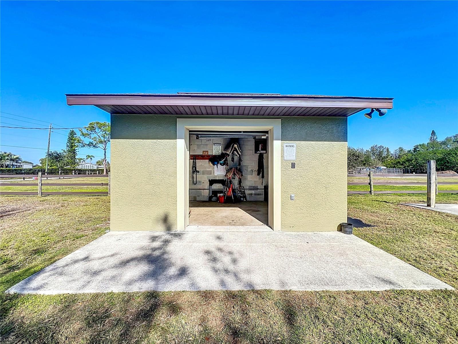 Image 38 of 97 For 24454 Nova Lane