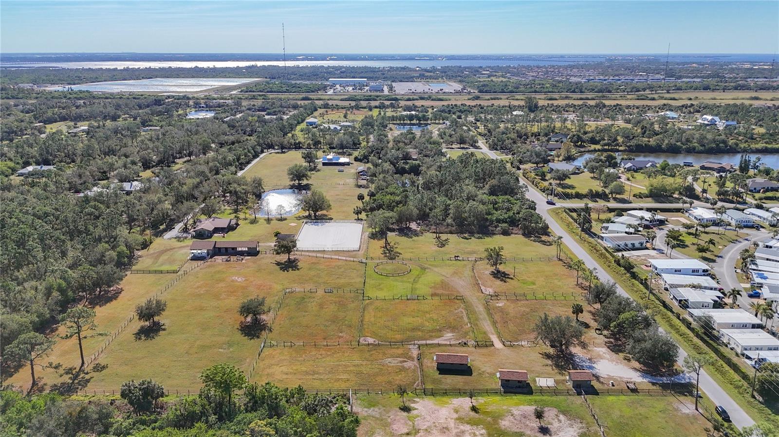 Image 44 of 97 For 24454 Nova Lane
