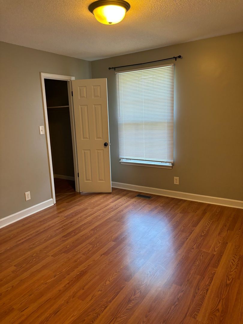 Image 5 of 97 For 24454 Nova Lane