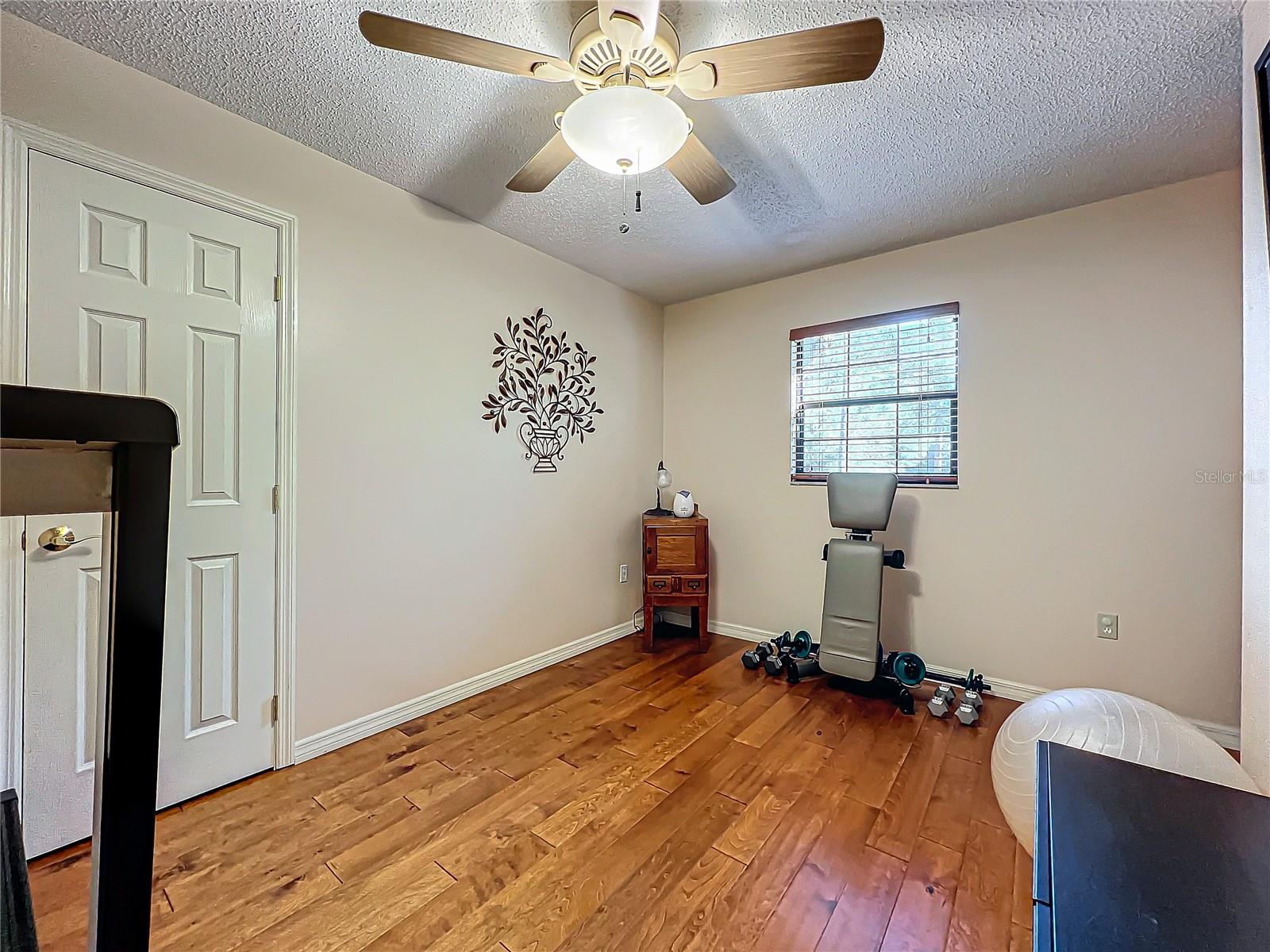 Image 70 of 97 For 24454 Nova Lane