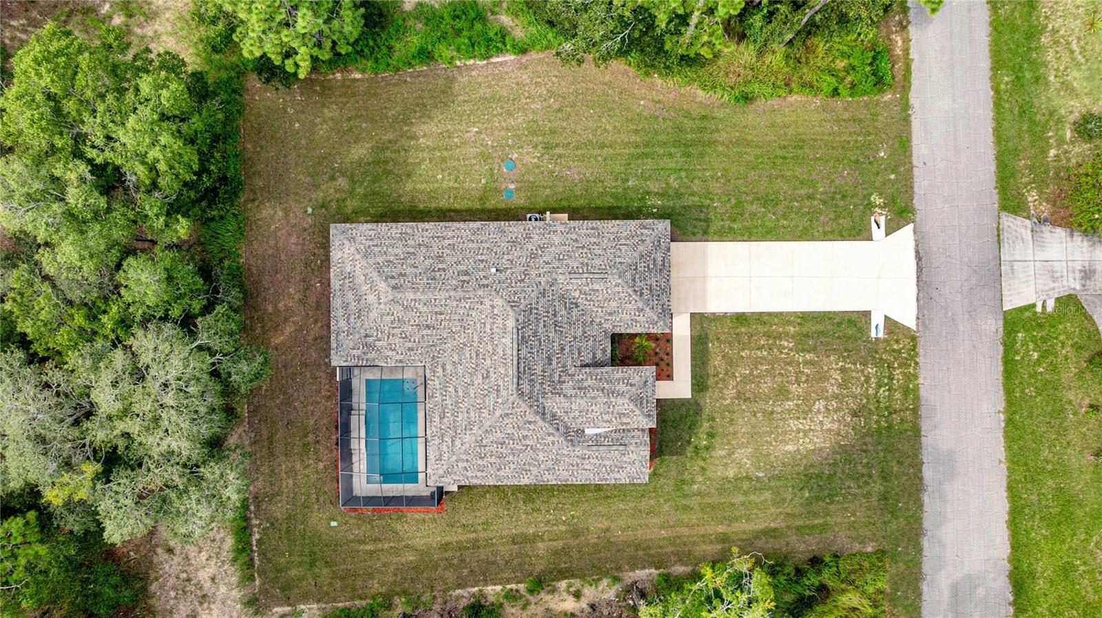 Listing photo id 38 for 4334 Grasstree Drive