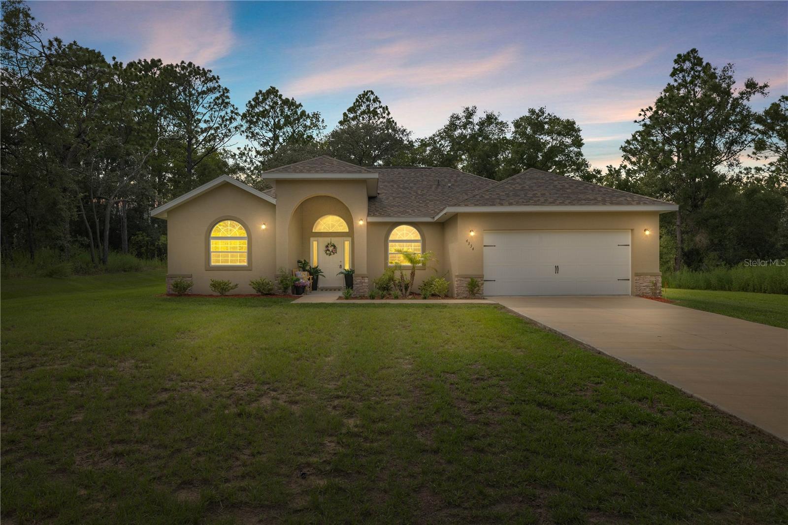 Listing photo id 42 for 4334 Grasstree Drive