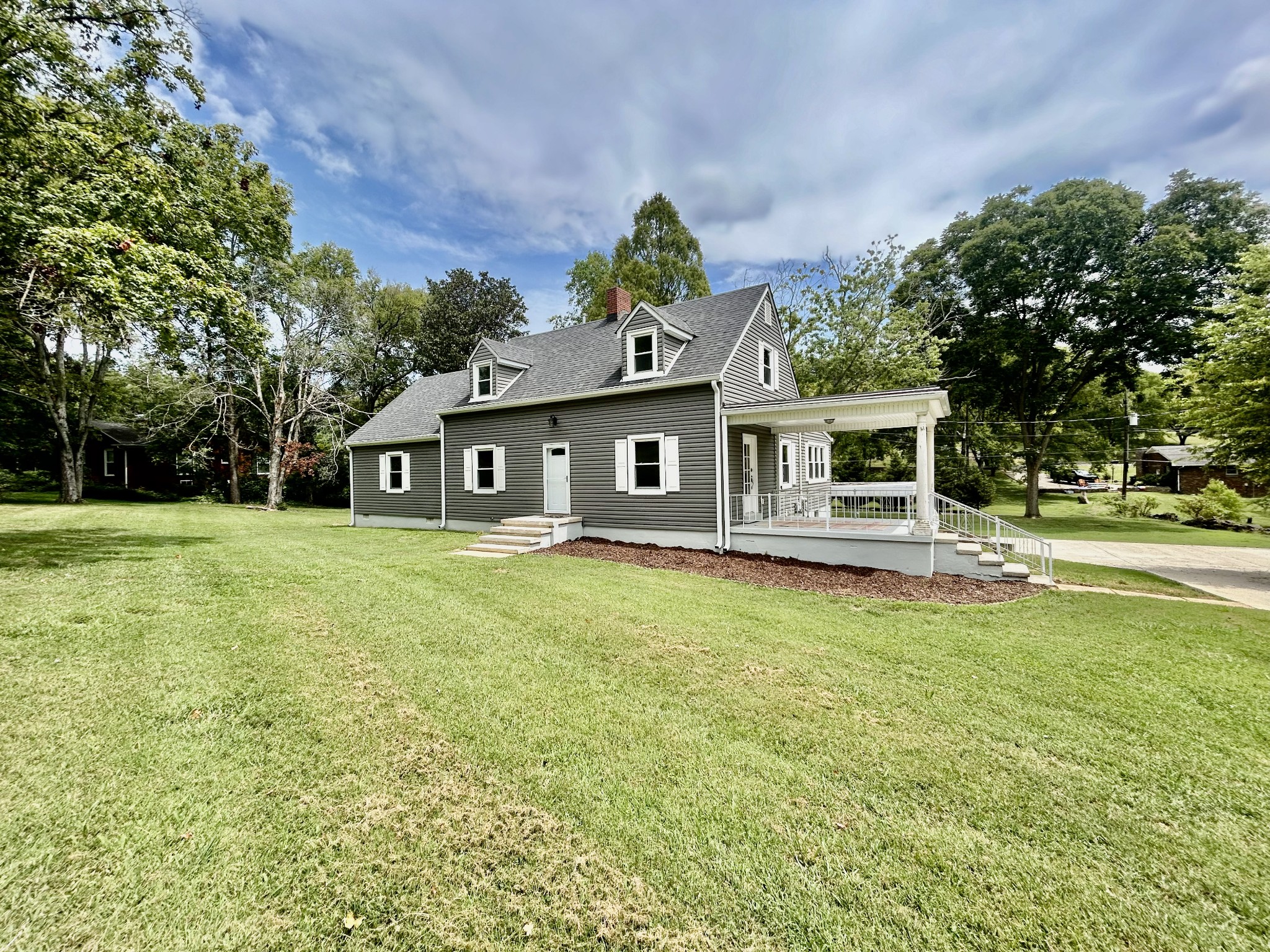 Image 3 of 25 For 4947 166th Loop