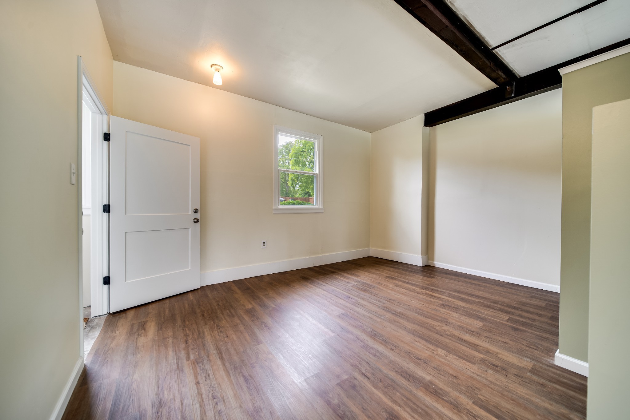 Image 40 of 41 For 10871 62nd Avenue Road