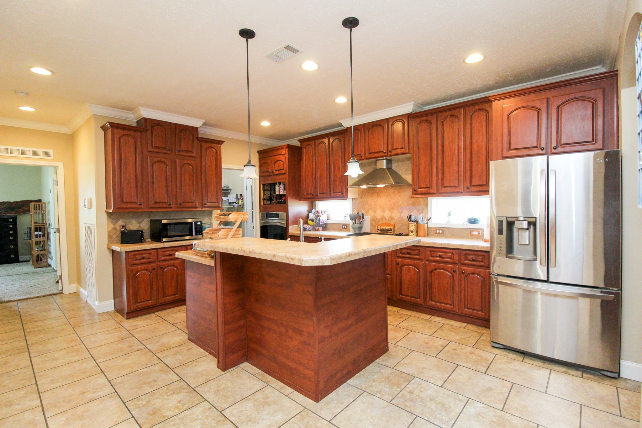 Image 11 of 17 For 13221 Gulf Bay Lane