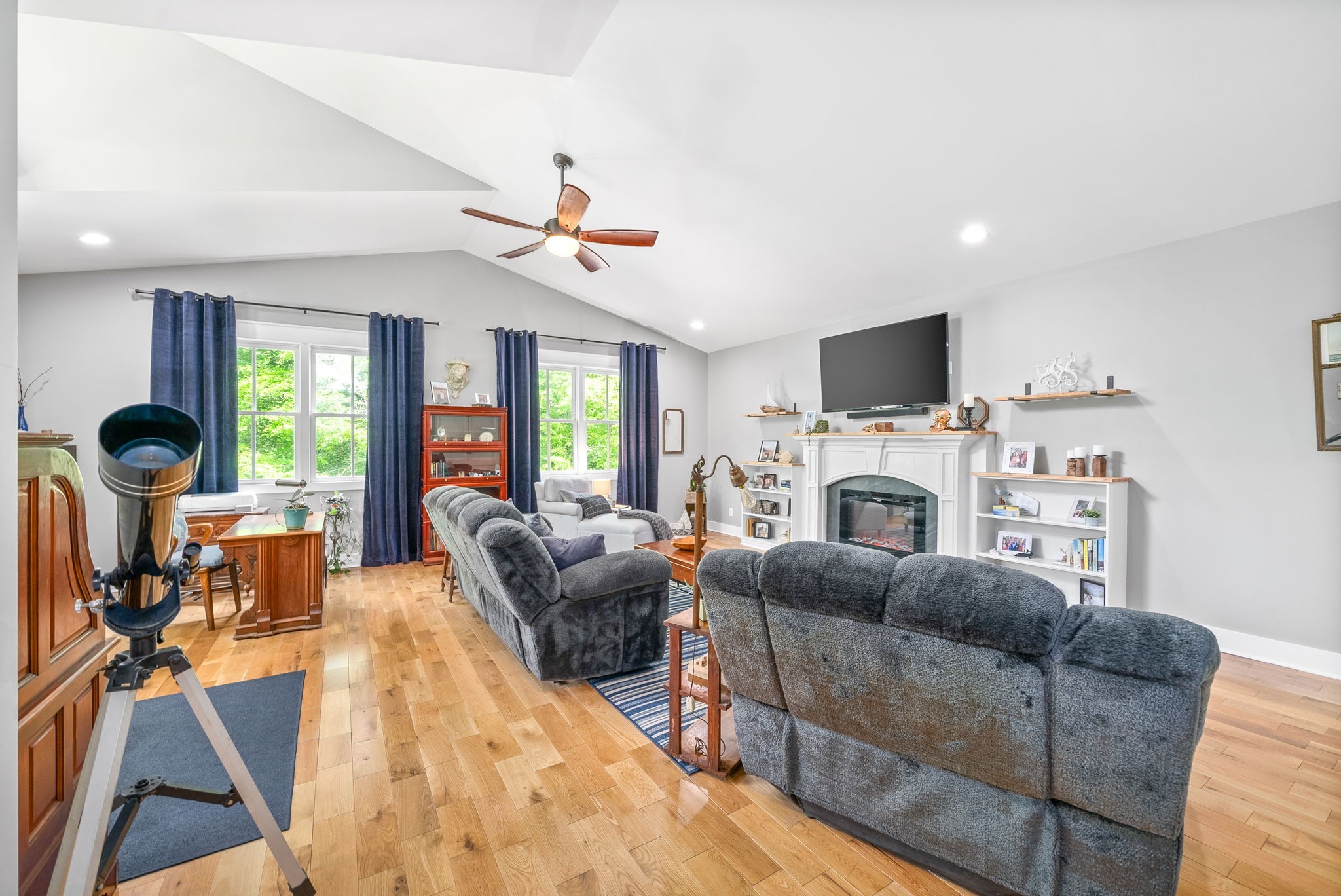 Image 15 of 24 For 2158 23rd Loop