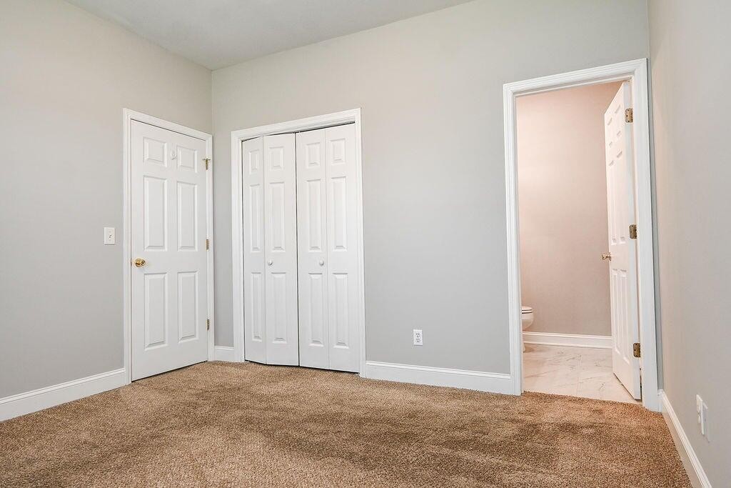 Image 19 of 49 For 26457 Vendome Court