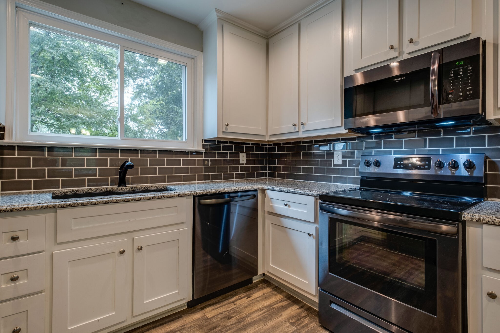 Image 10 of 29 For 12251 Red Maple Street