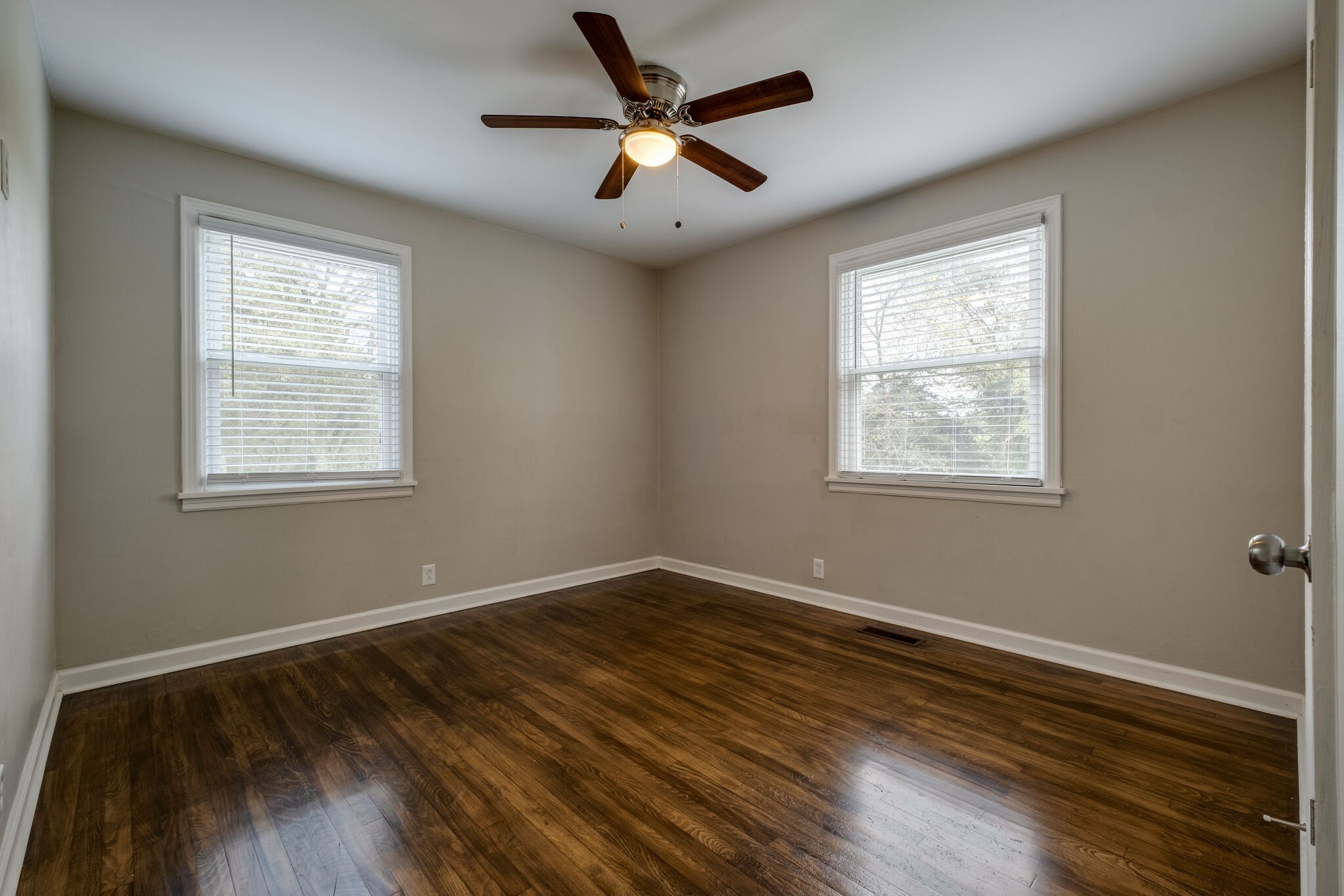 Image 21 of 29 For 12251 Red Maple Street
