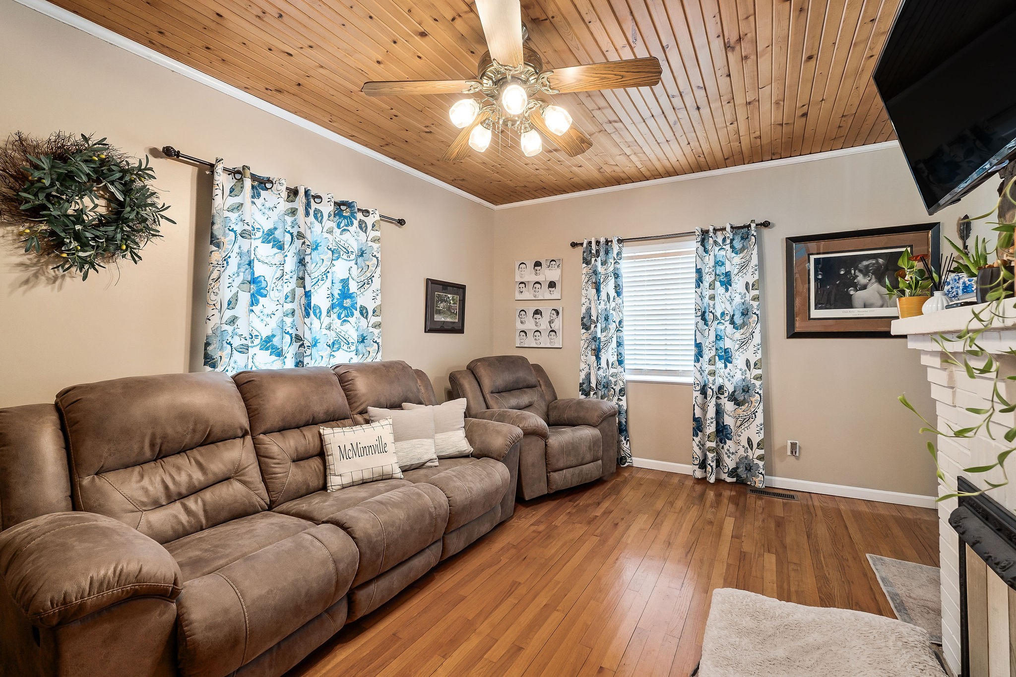 Image 7 of 58 For 15315 115th Court