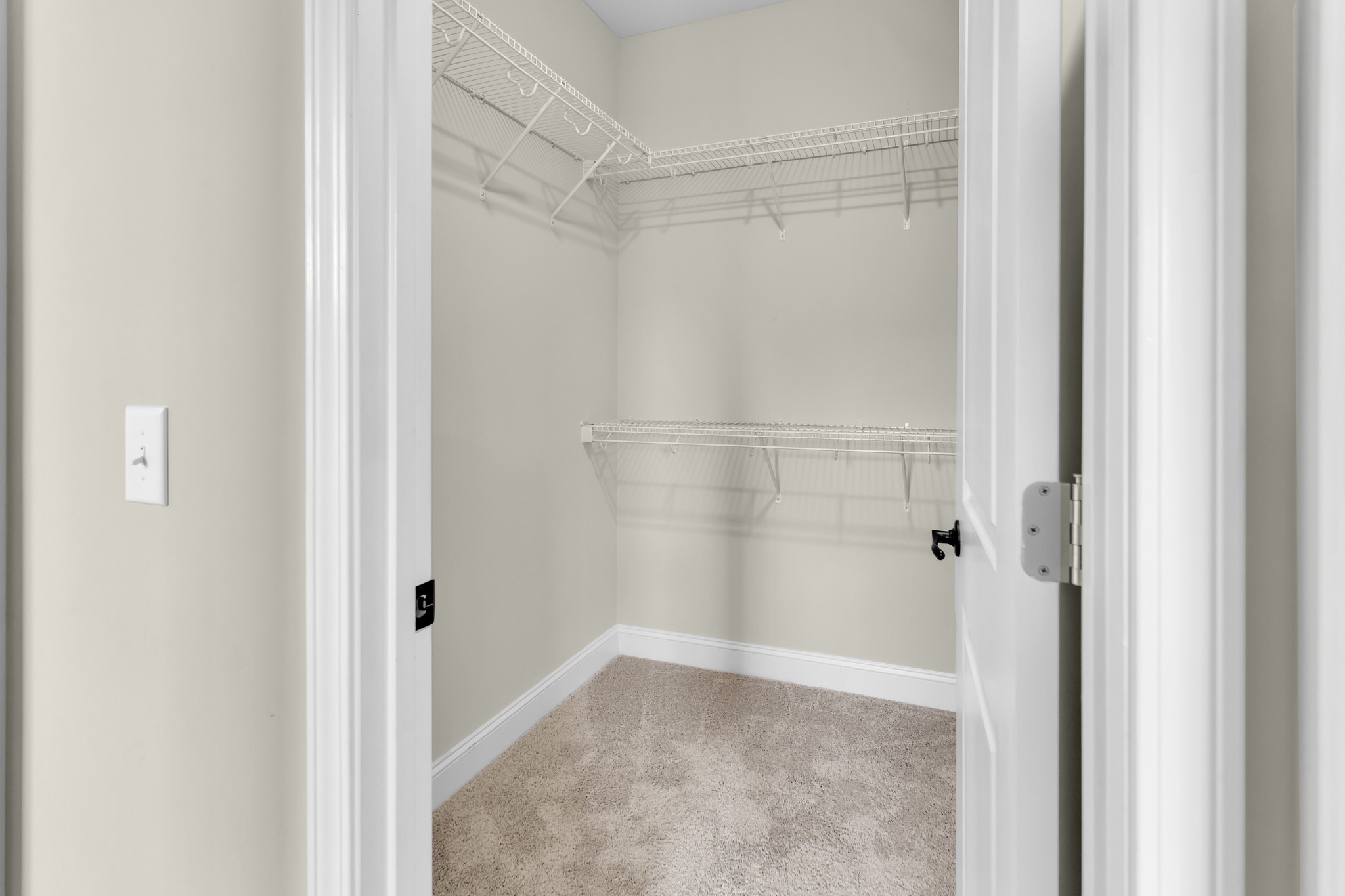 Image 17 of 17 For 348 Rexford Drive