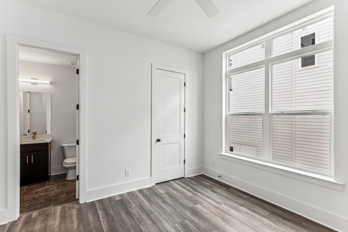 Image 10 of 22 For 2492 100th Street
