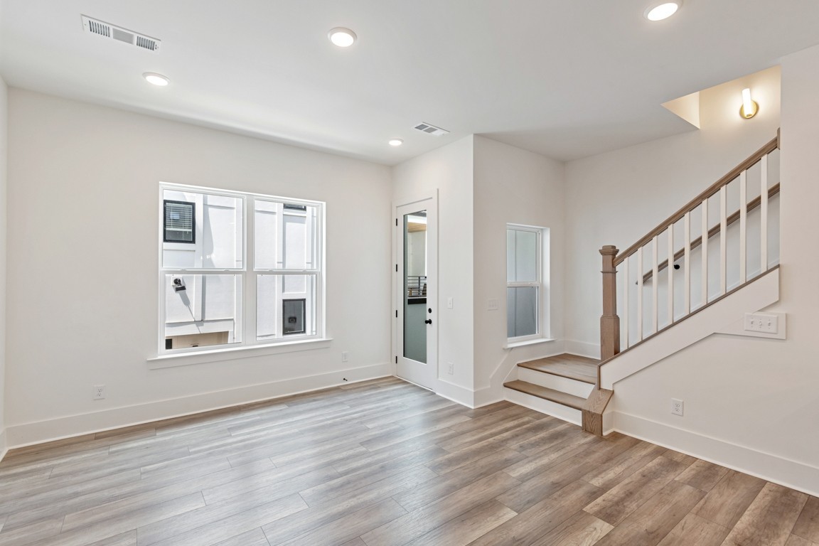 Image 18 of 22 For 2492 100th Street