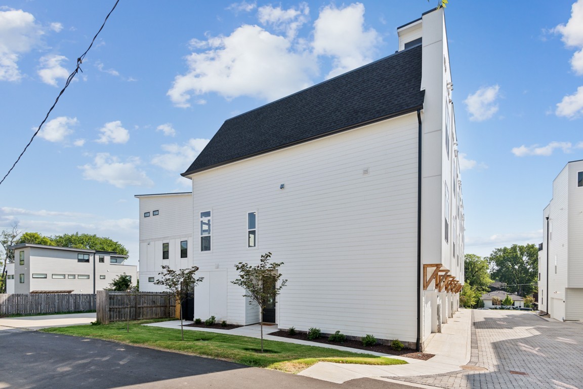 Image 2 of 22 For 2492 100th Street