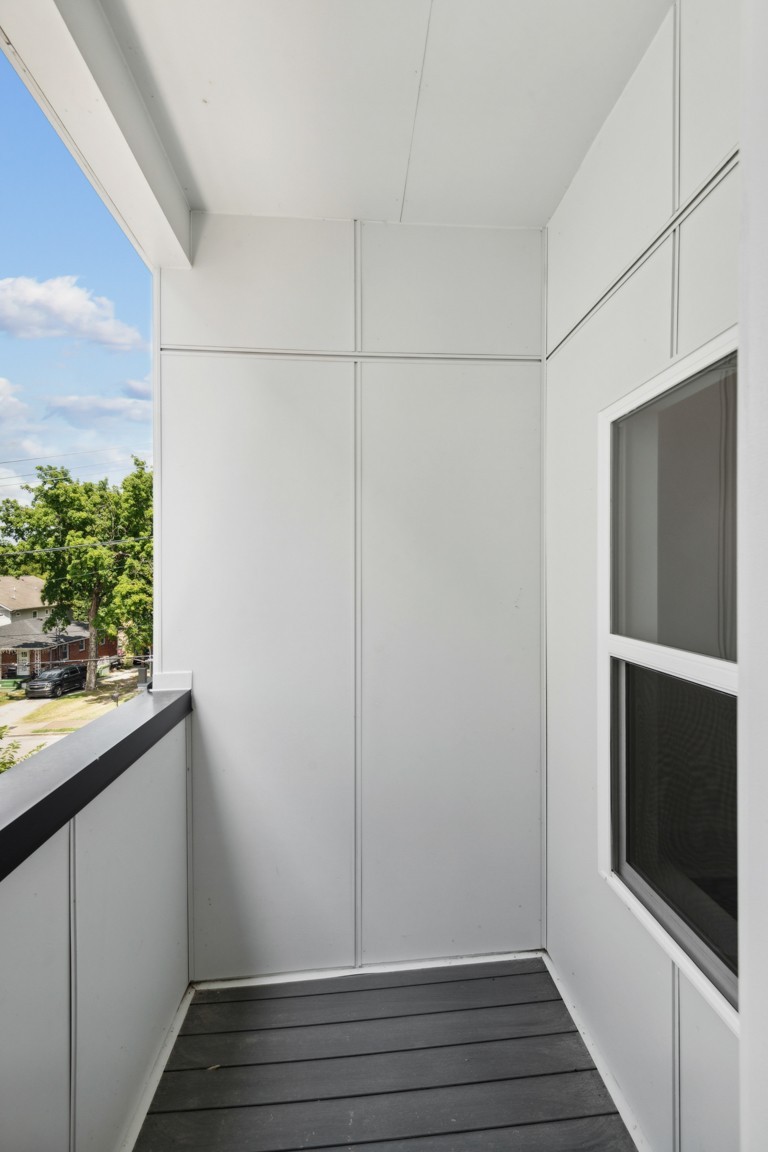 Image 21 of 22 For 2492 100th Street