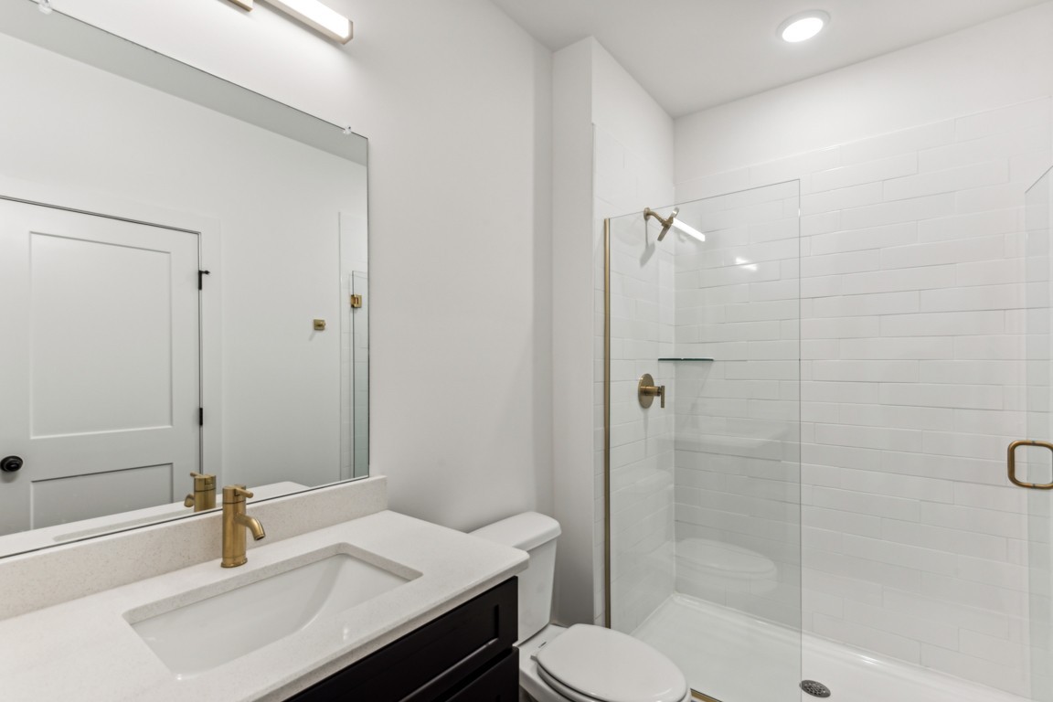 Image 7 of 22 For 2492 100th Street