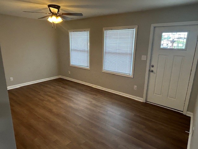 Image 4 of 29 For 4754 39th Street Road