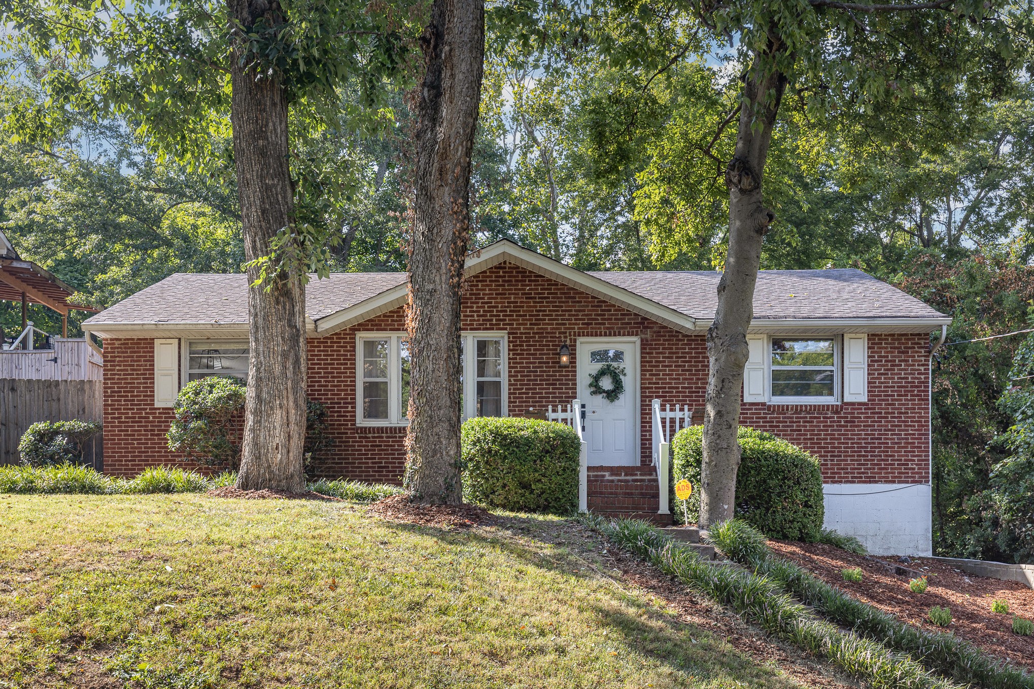 Details for 534 Northcrest Dr, Nashville, TN 37211