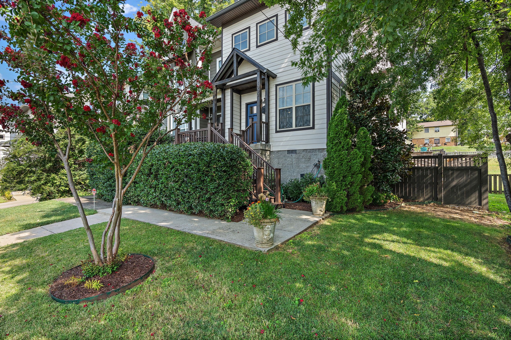 Image 6 of 16 For 4140 163rd Street