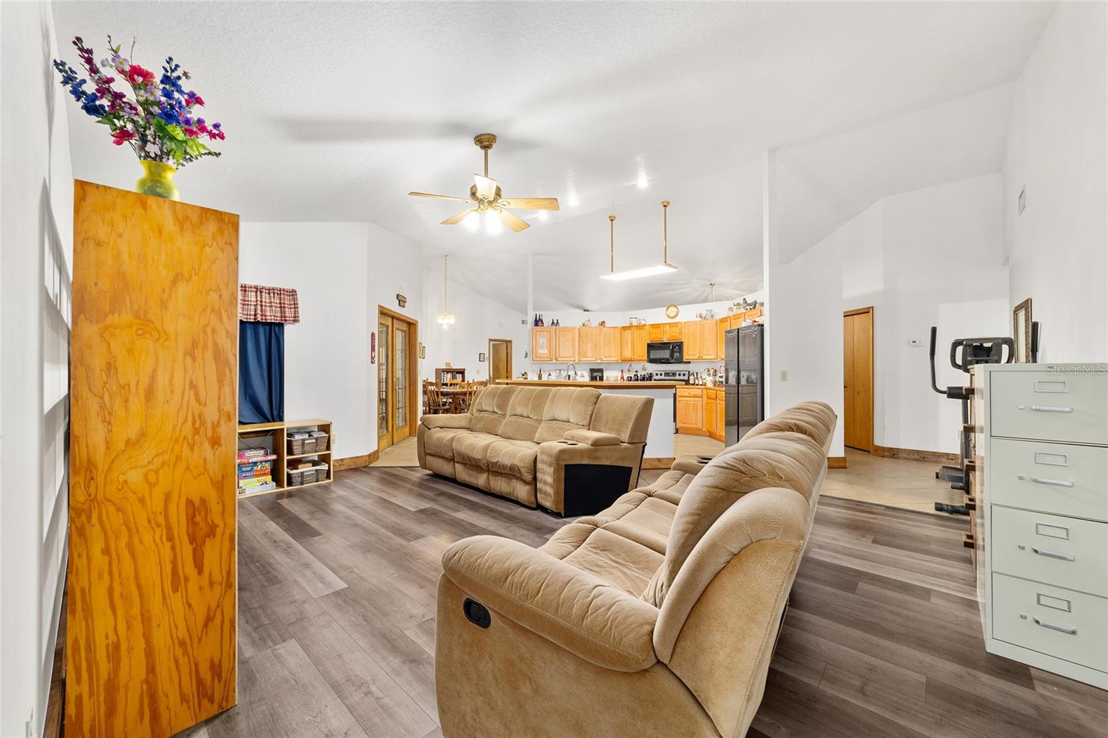 Image 90 of 92 For 2821 80th Street