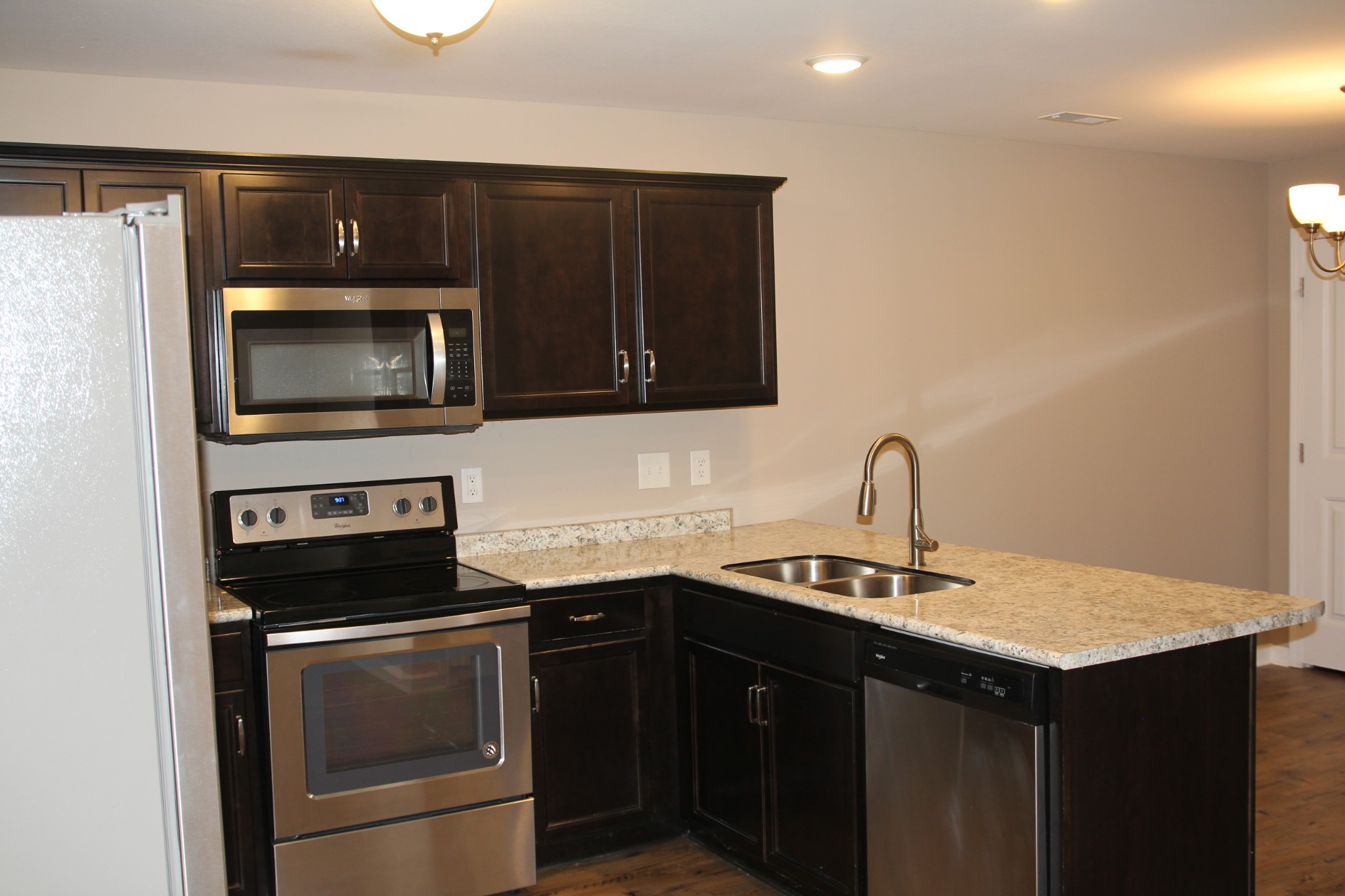 Image 5 of 23 For 6009 107th Street