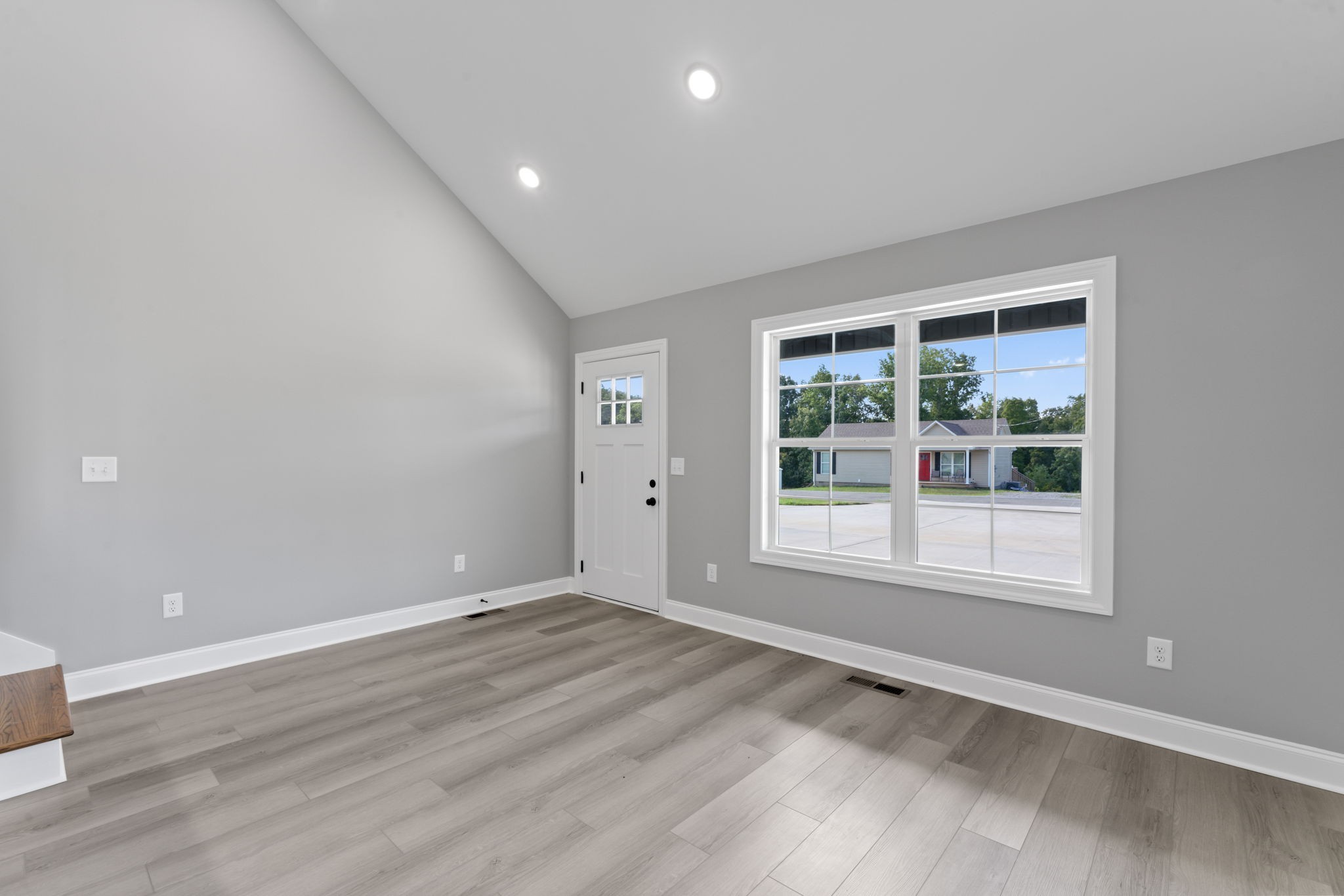 Image 7 of 100 For 395 197th Court