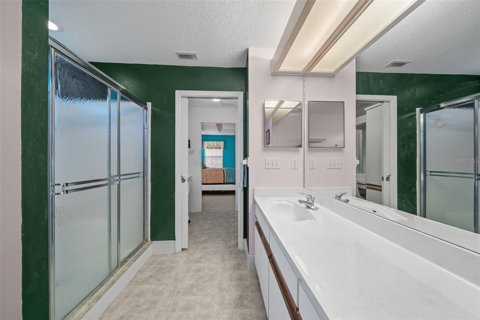 Image 24 of 41 For 8597 108th Lane Road