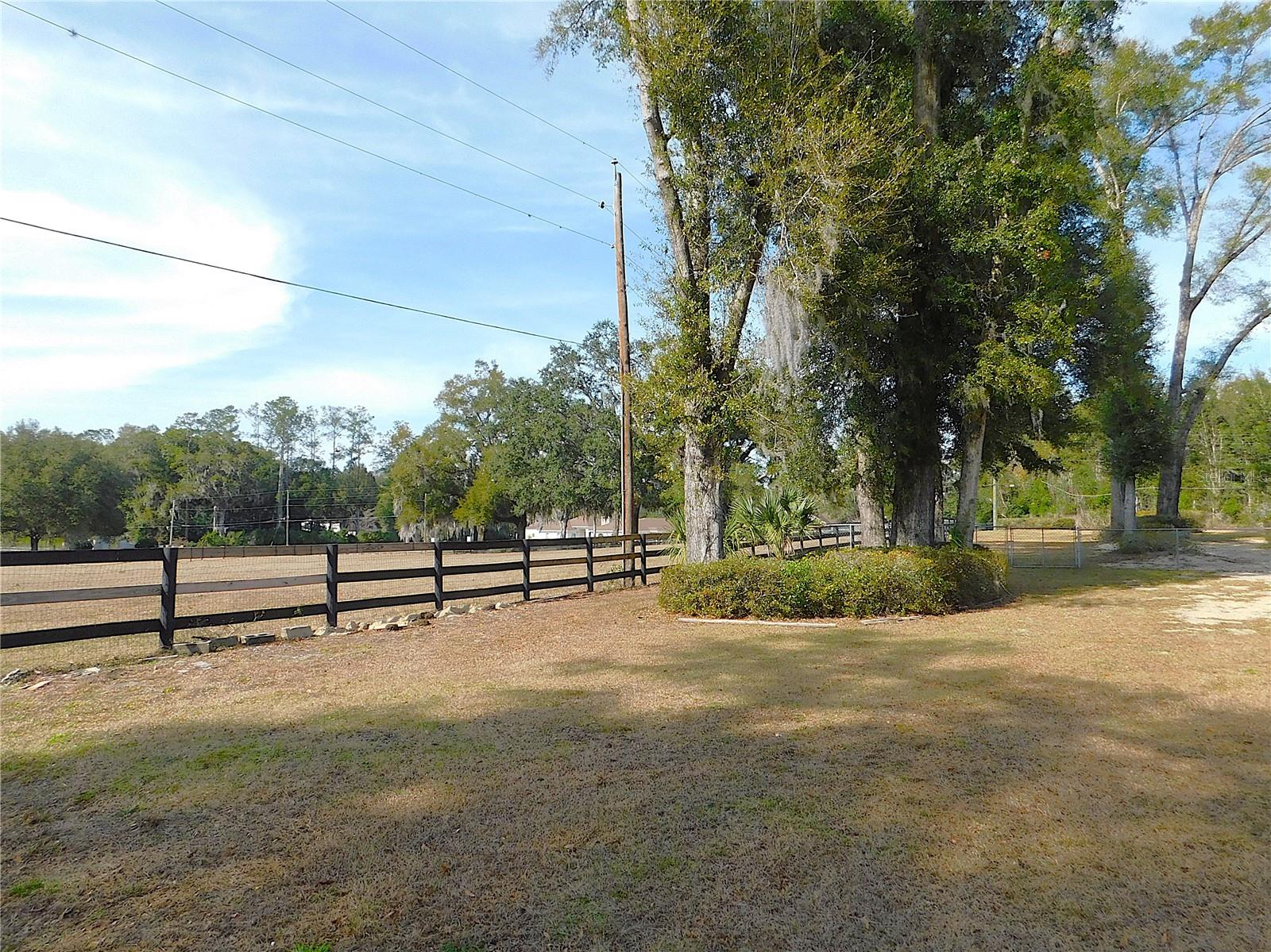 Image 82 of 90 For 4960 17th Street