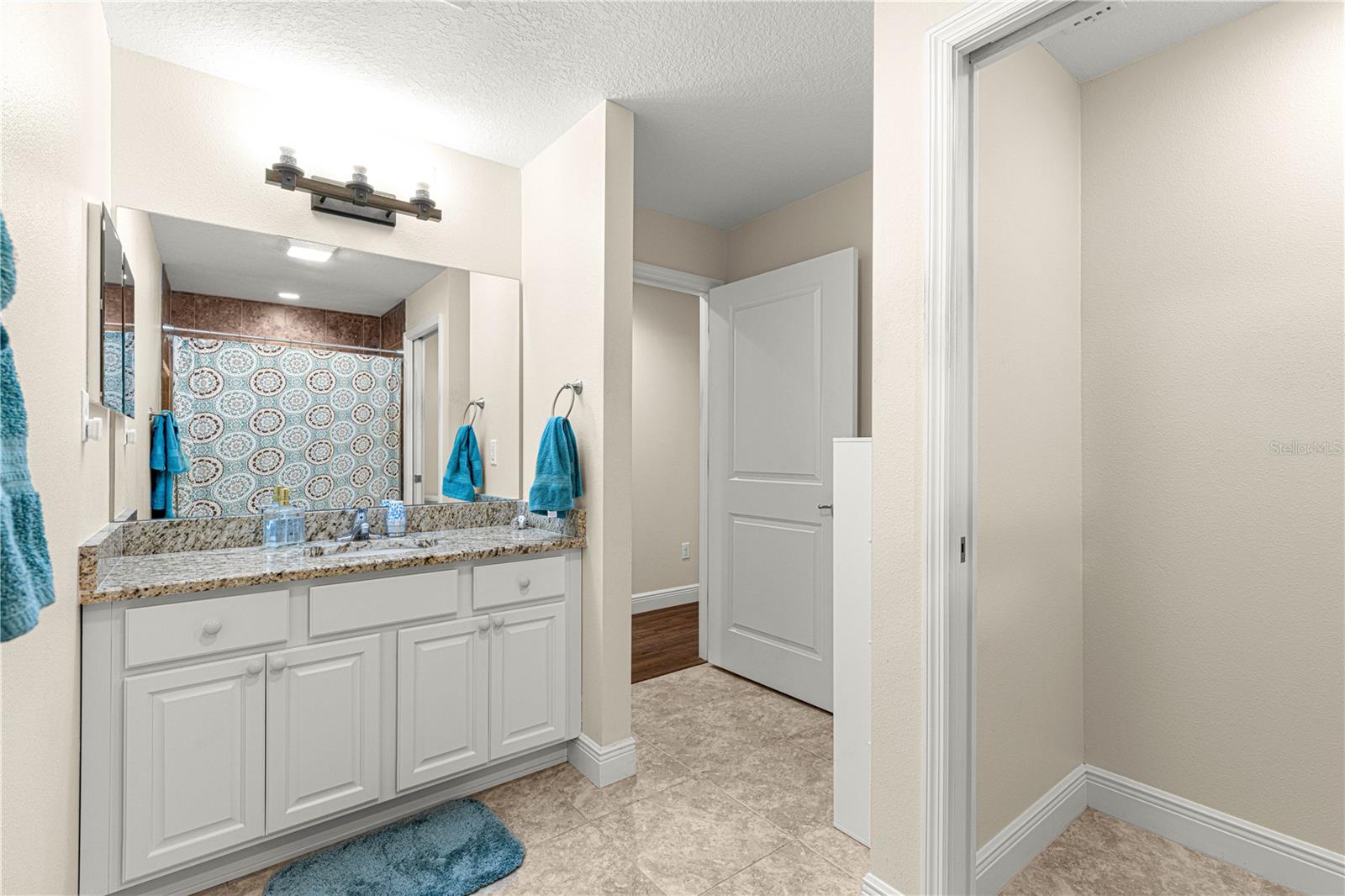 Image 19 of 38 For 3707 24th Street