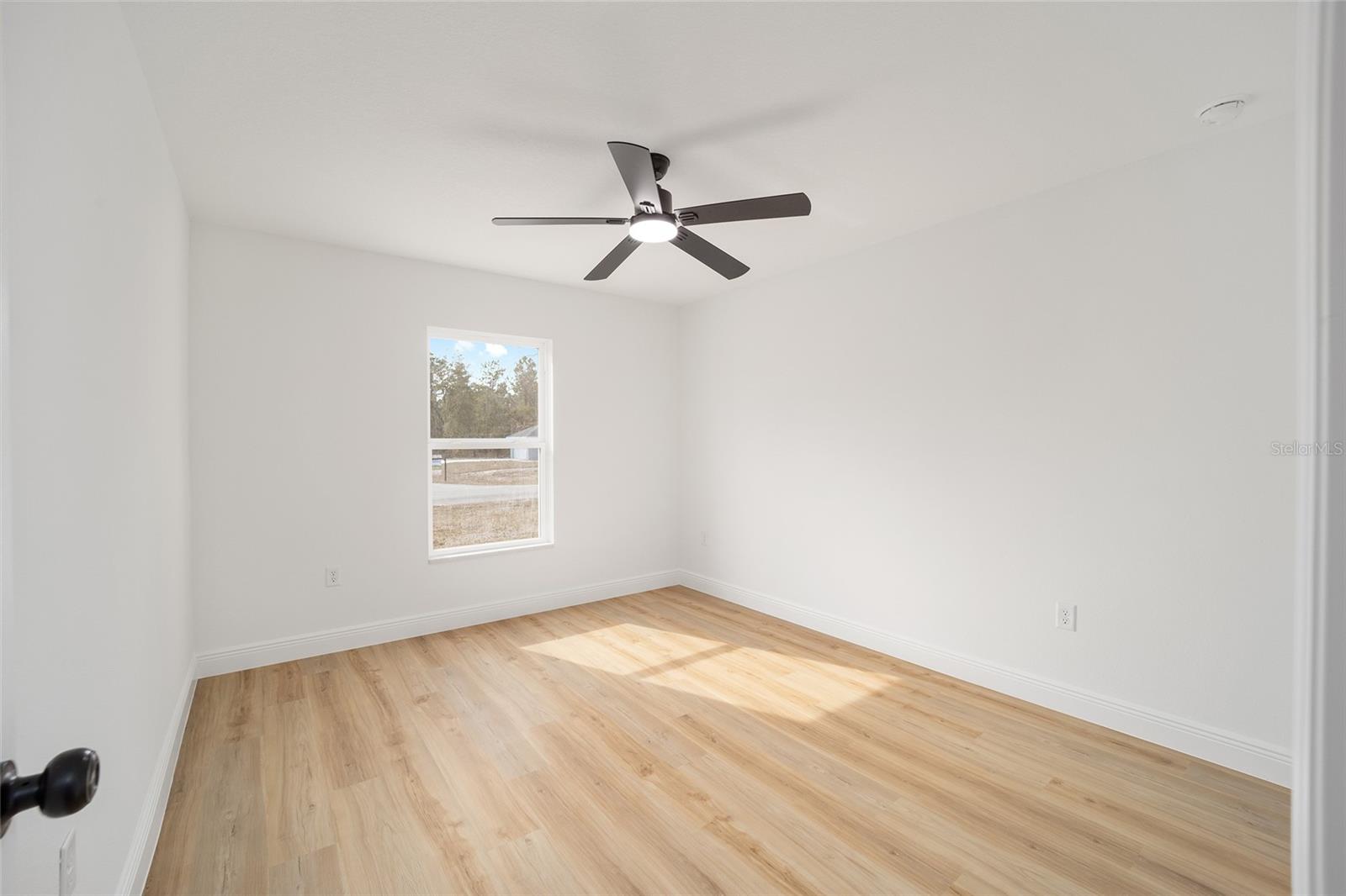 Image 33 of 40 For 7747 146th Lane Road