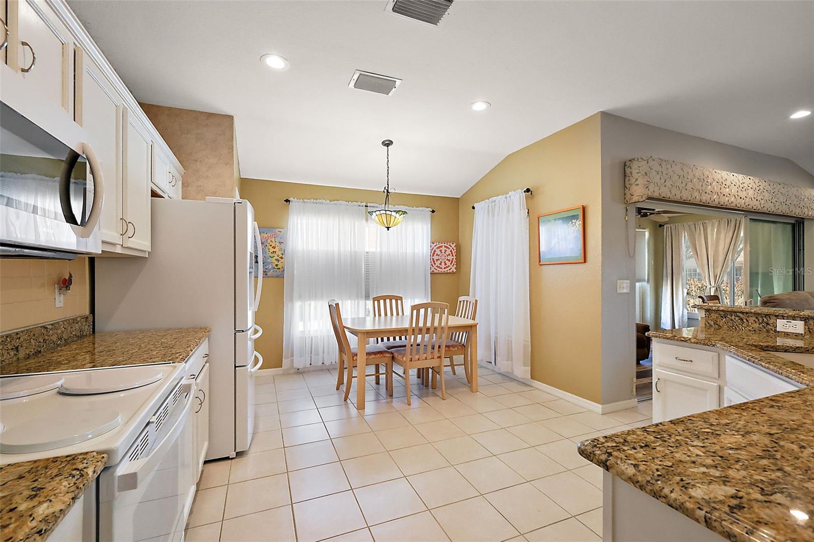 Image 15 of 51 For 14315 85th Avenue