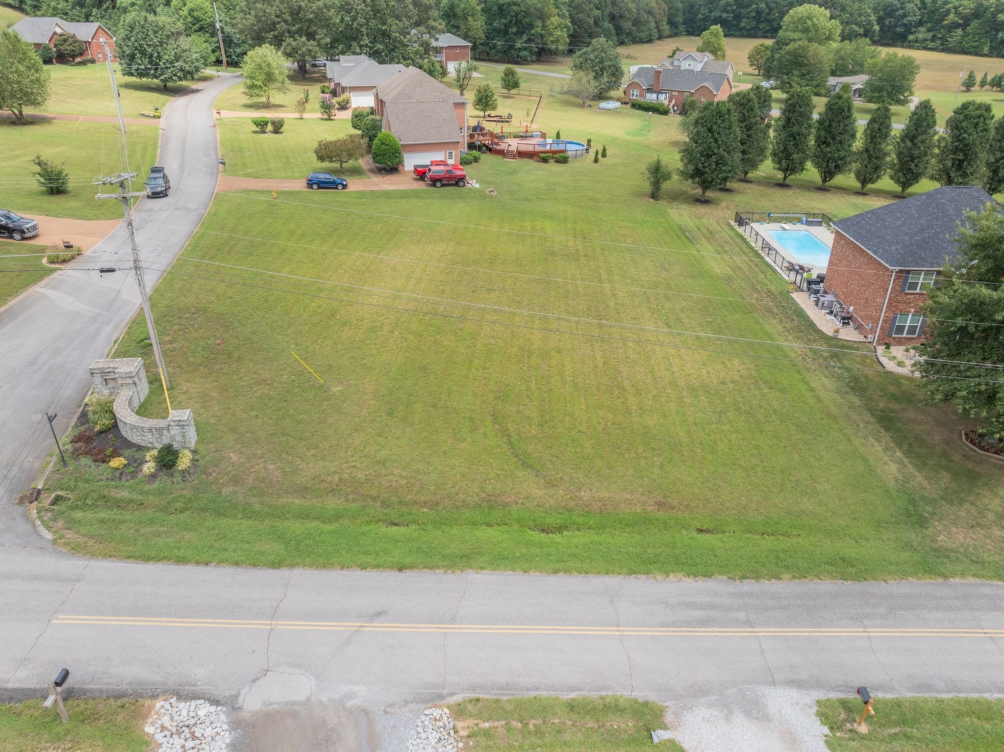Image 3 of 10 For 6237 143rd Street
