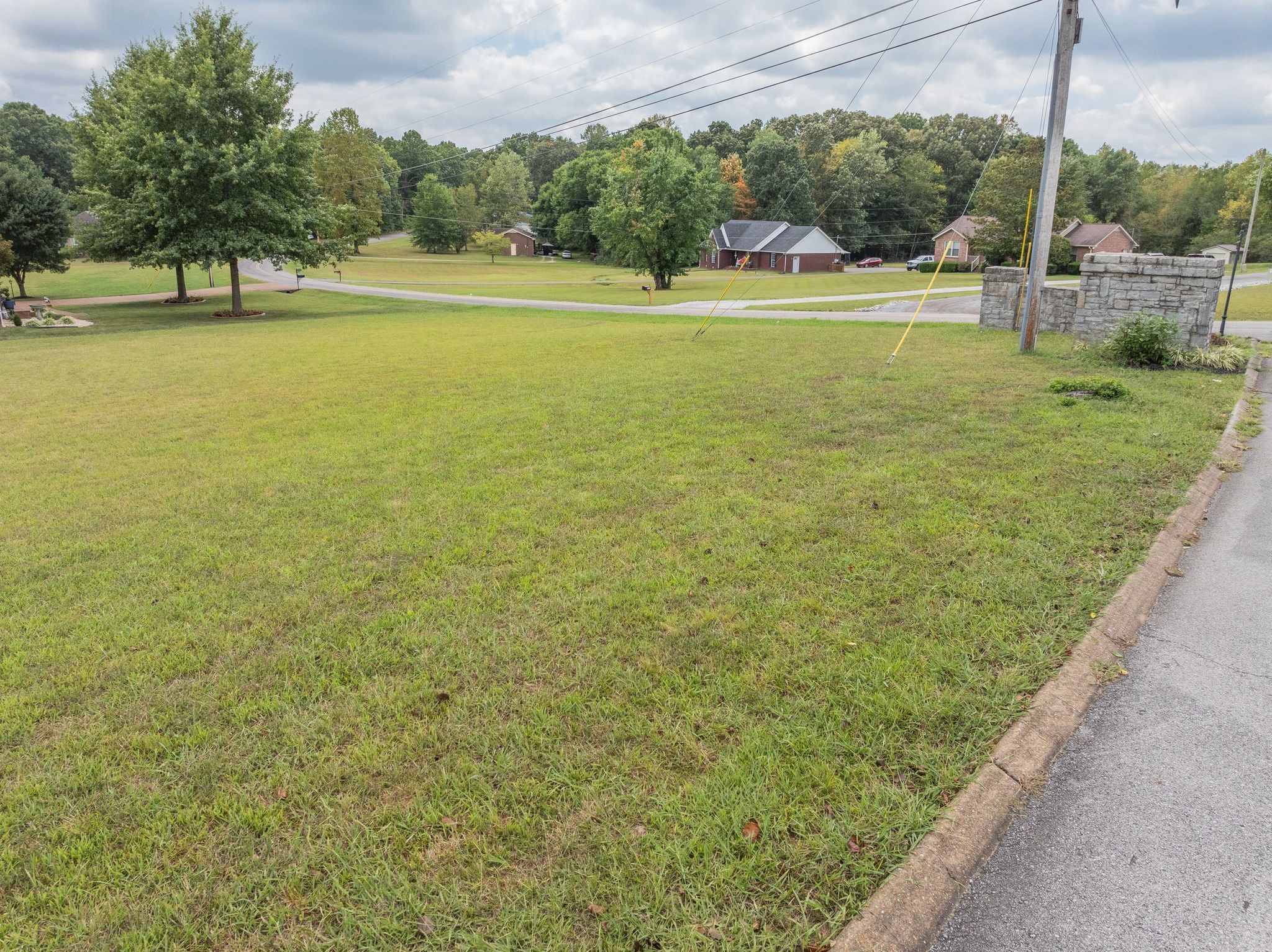 Image 8 of 10 For 6237 143rd Street