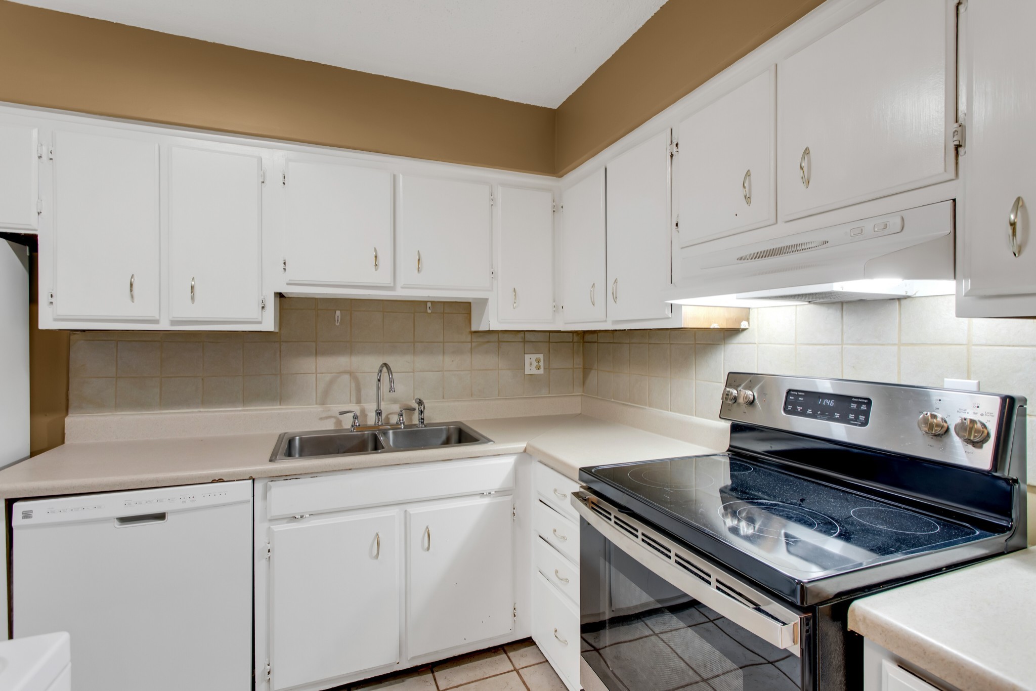Image 10 of 18 For 10927 41st Avenue