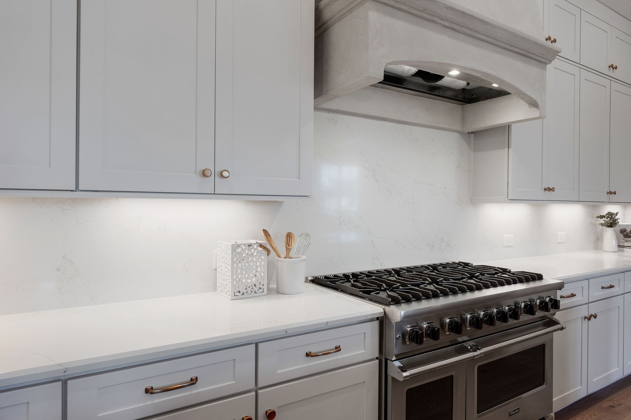 Image 16 of 23 For 8279 159th Place