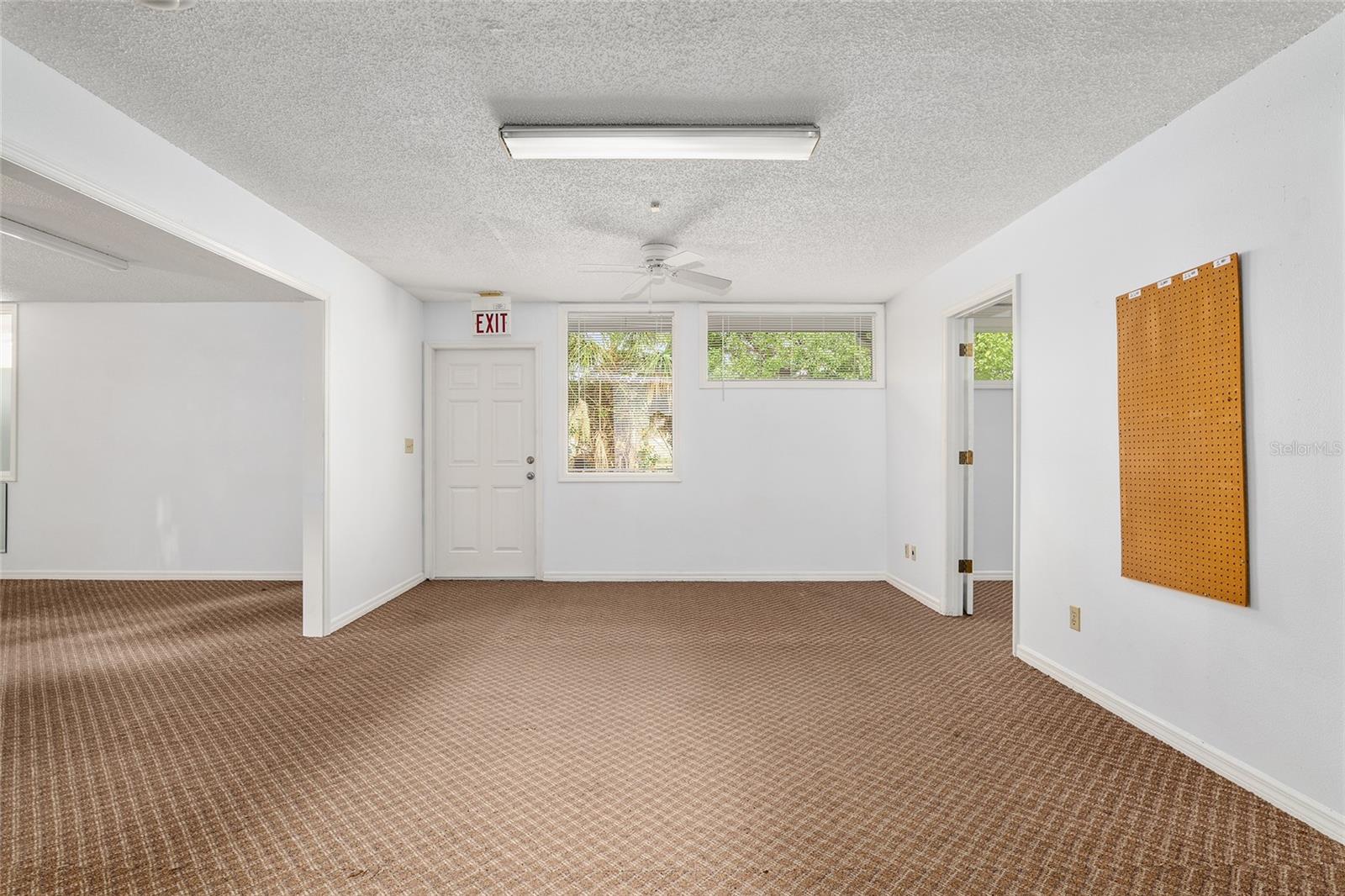 Image 19 of 28 For 2801 College Road 24