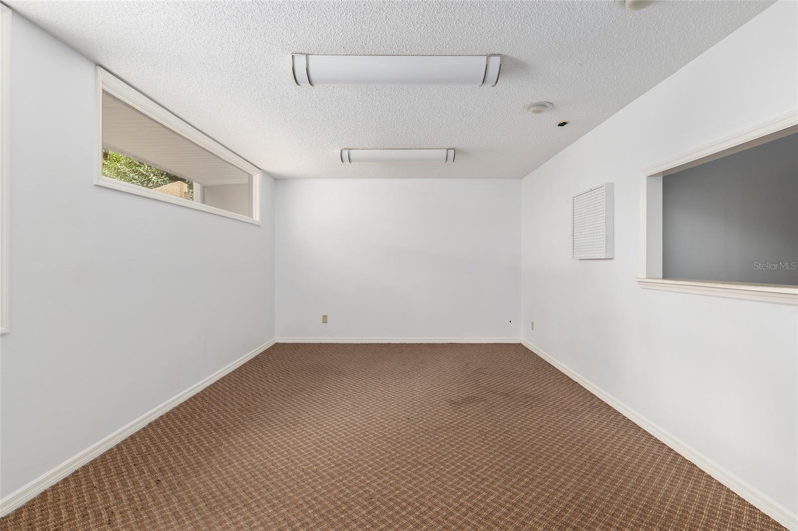 Image 7 of 28 For 2801 College Road 24
