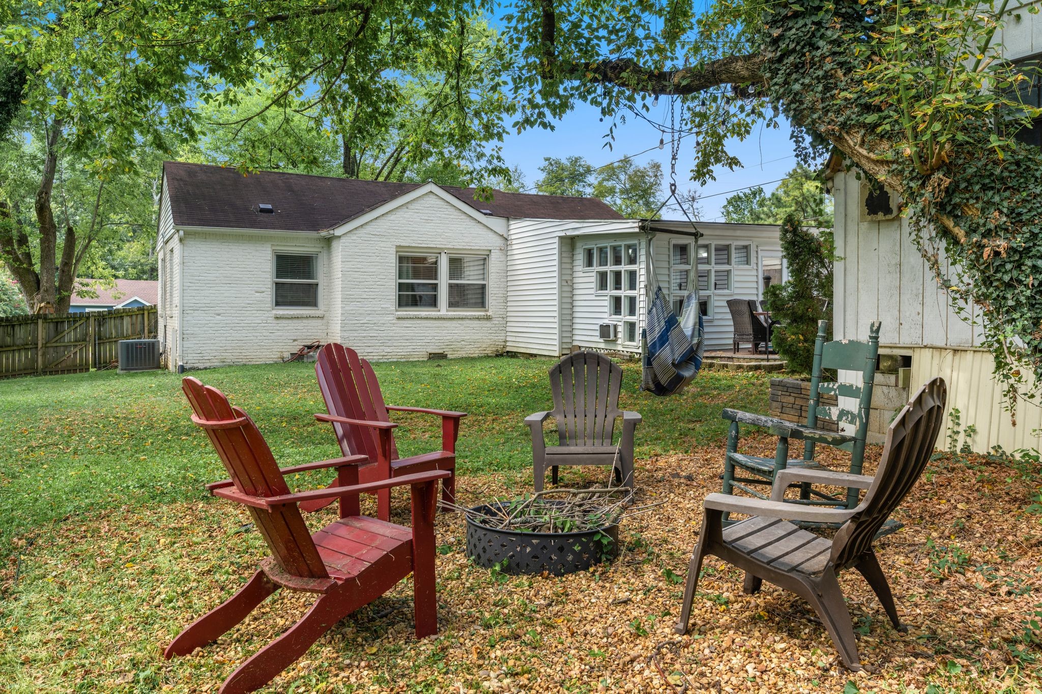 Image 19 of 35 For 15083 43rd Terrace Road