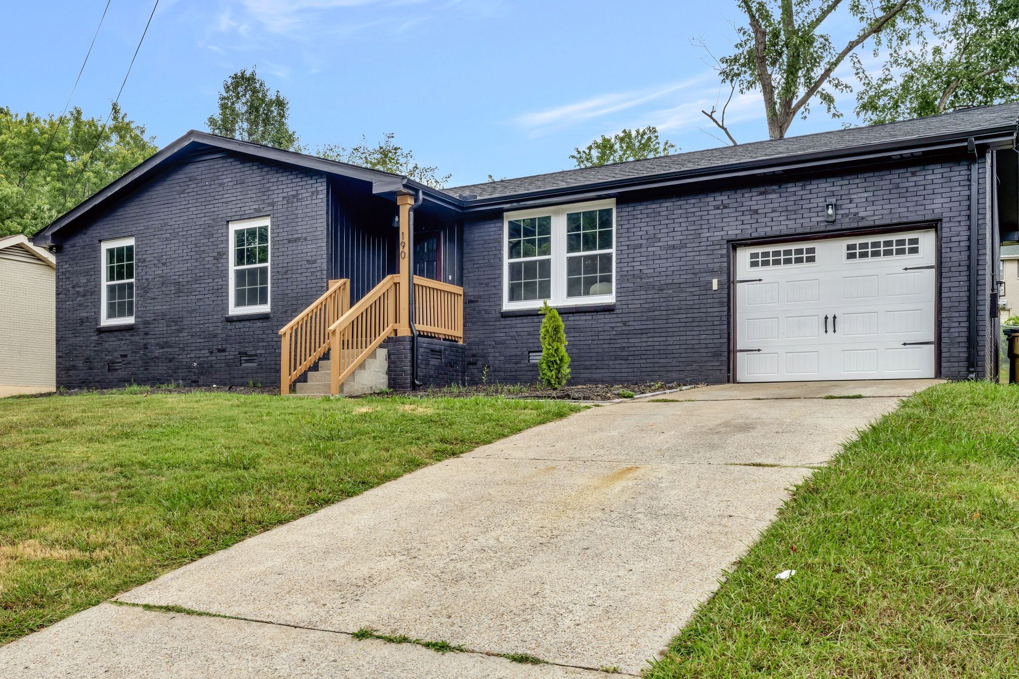 Image 2 of 27 For 9014 96th Terrace