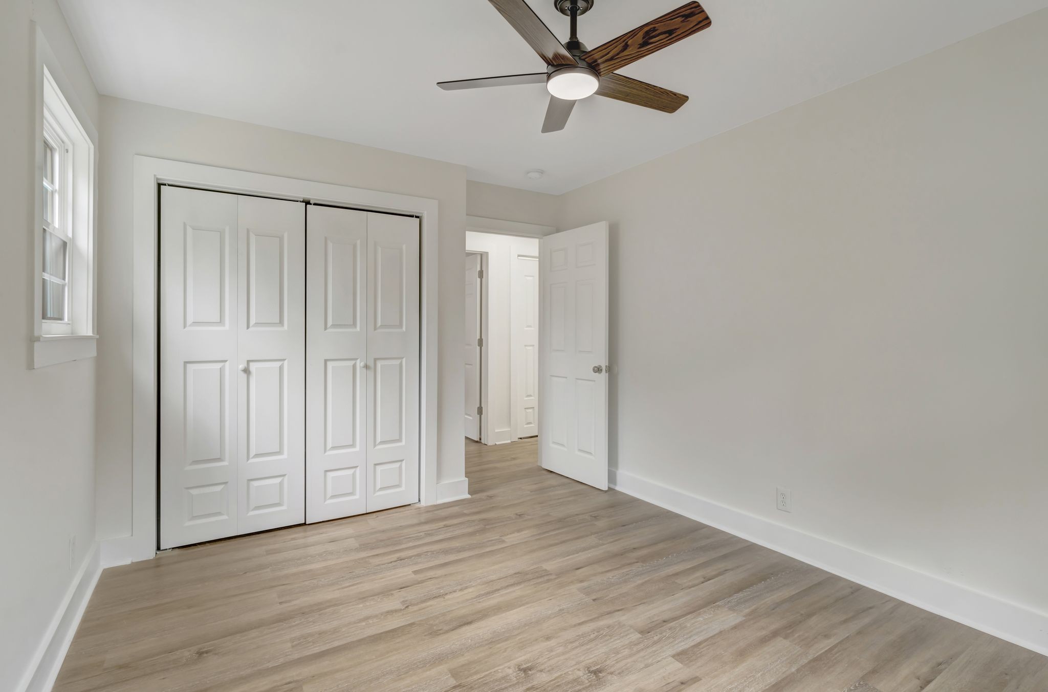 Image 23 of 27 For 9014 96th Terrace