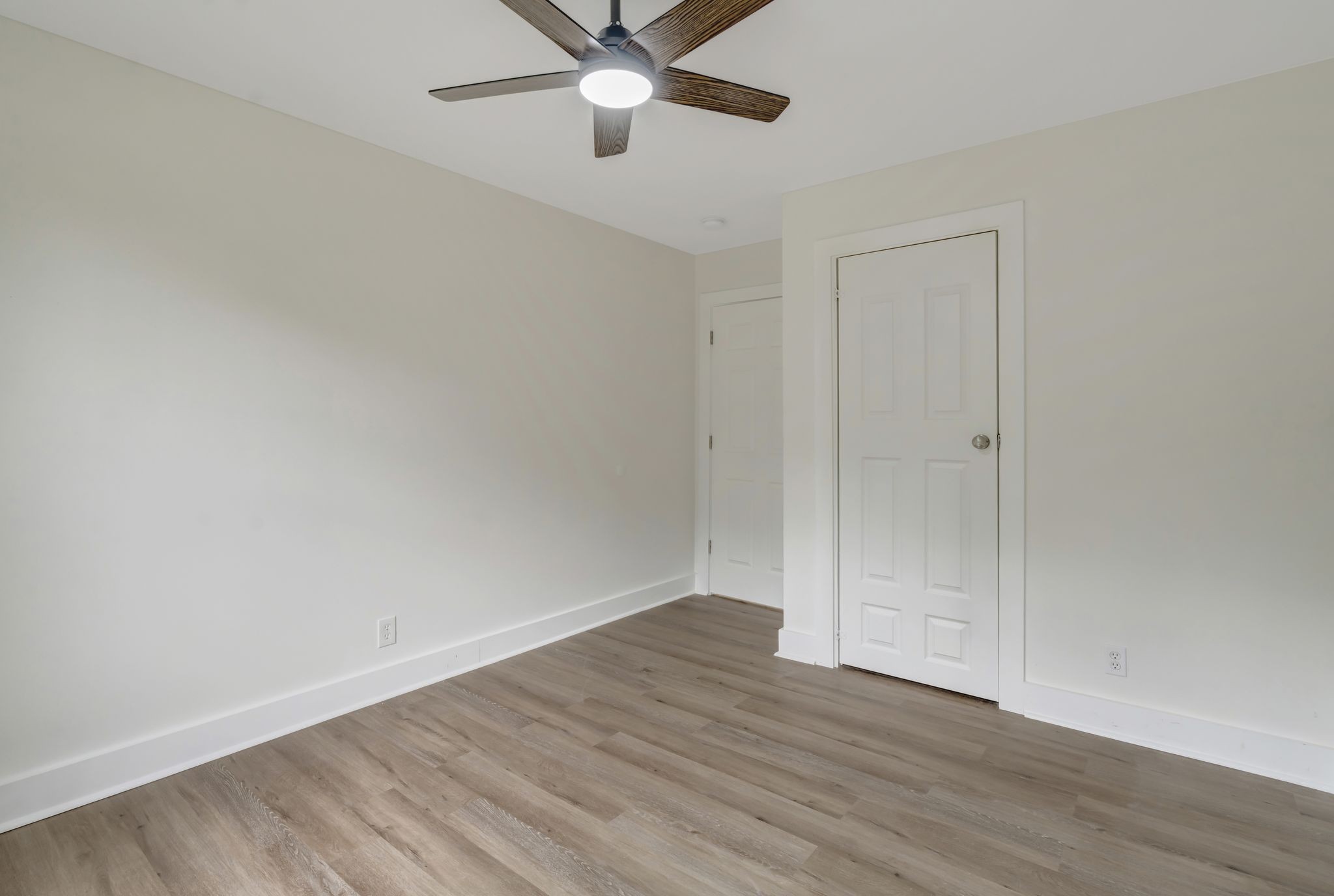 Image 26 of 27 For 9014 96th Terrace