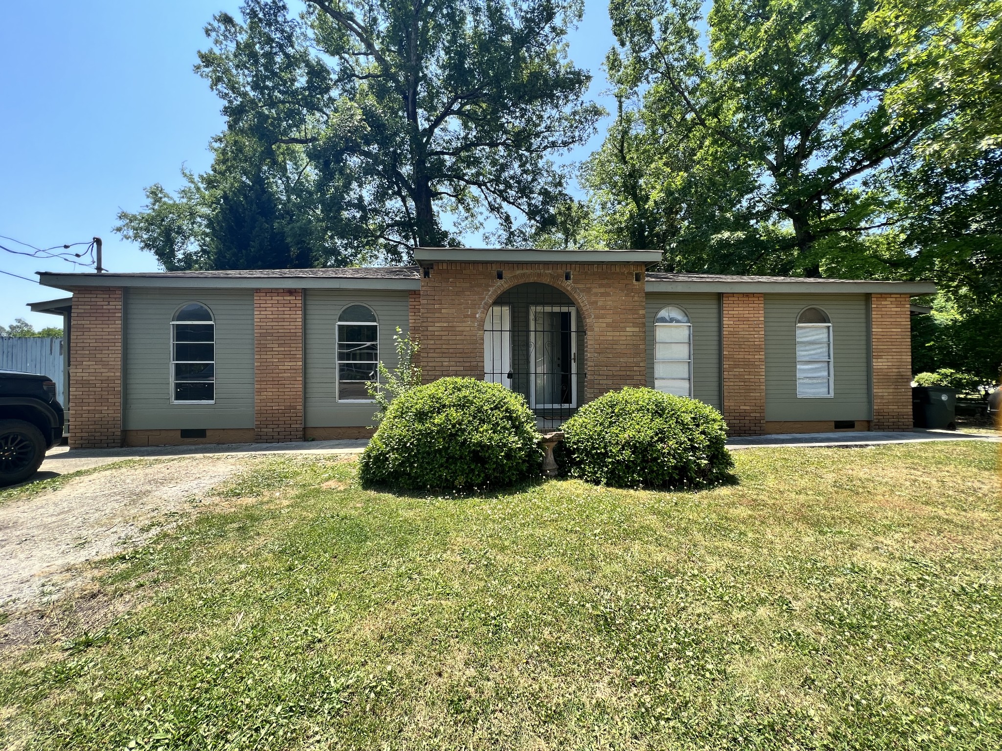 Details for 520 S Holly St, Chattanooga, TN 37404