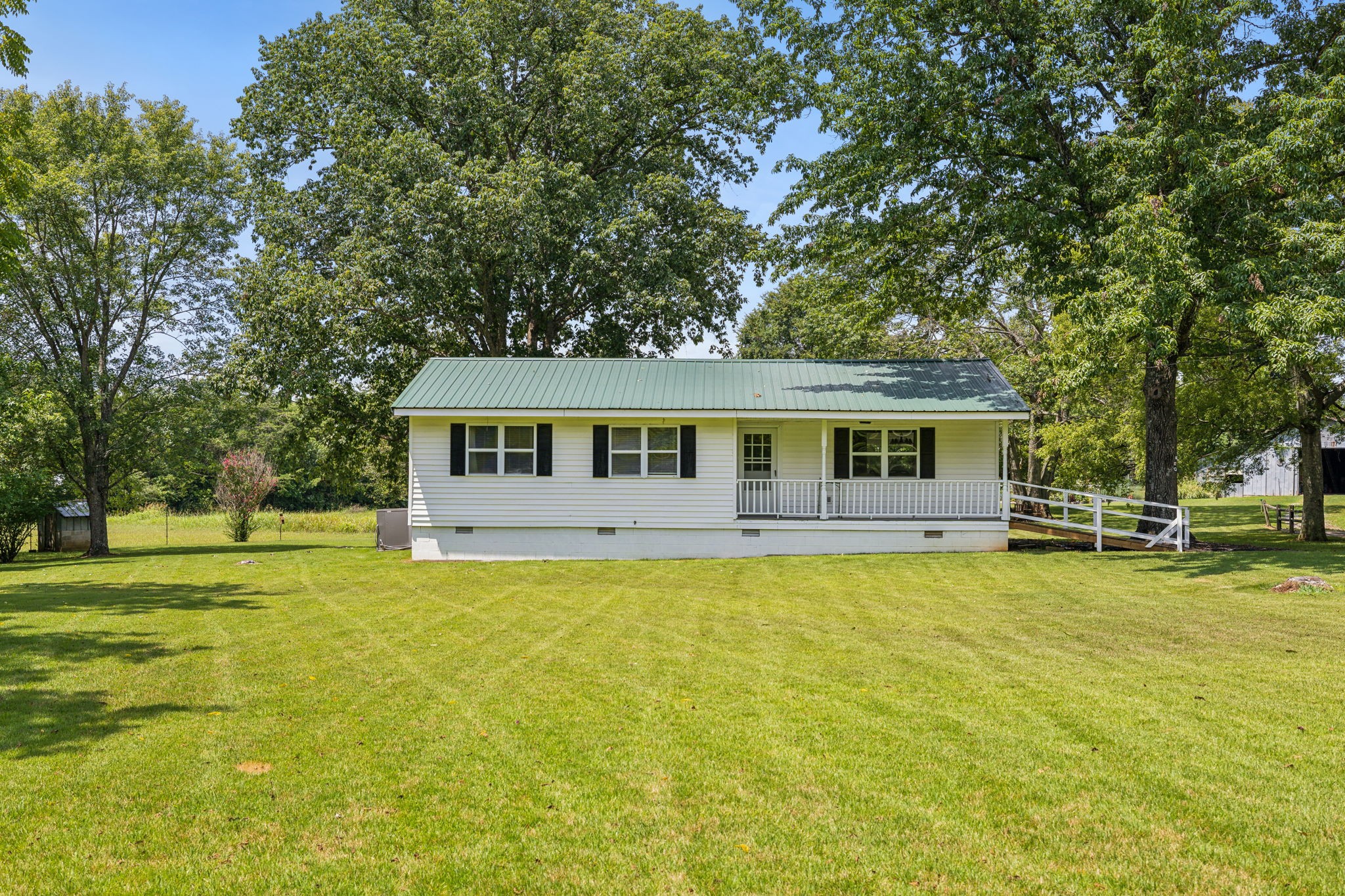 Image 12 of 29 For 4760 39th Street Road