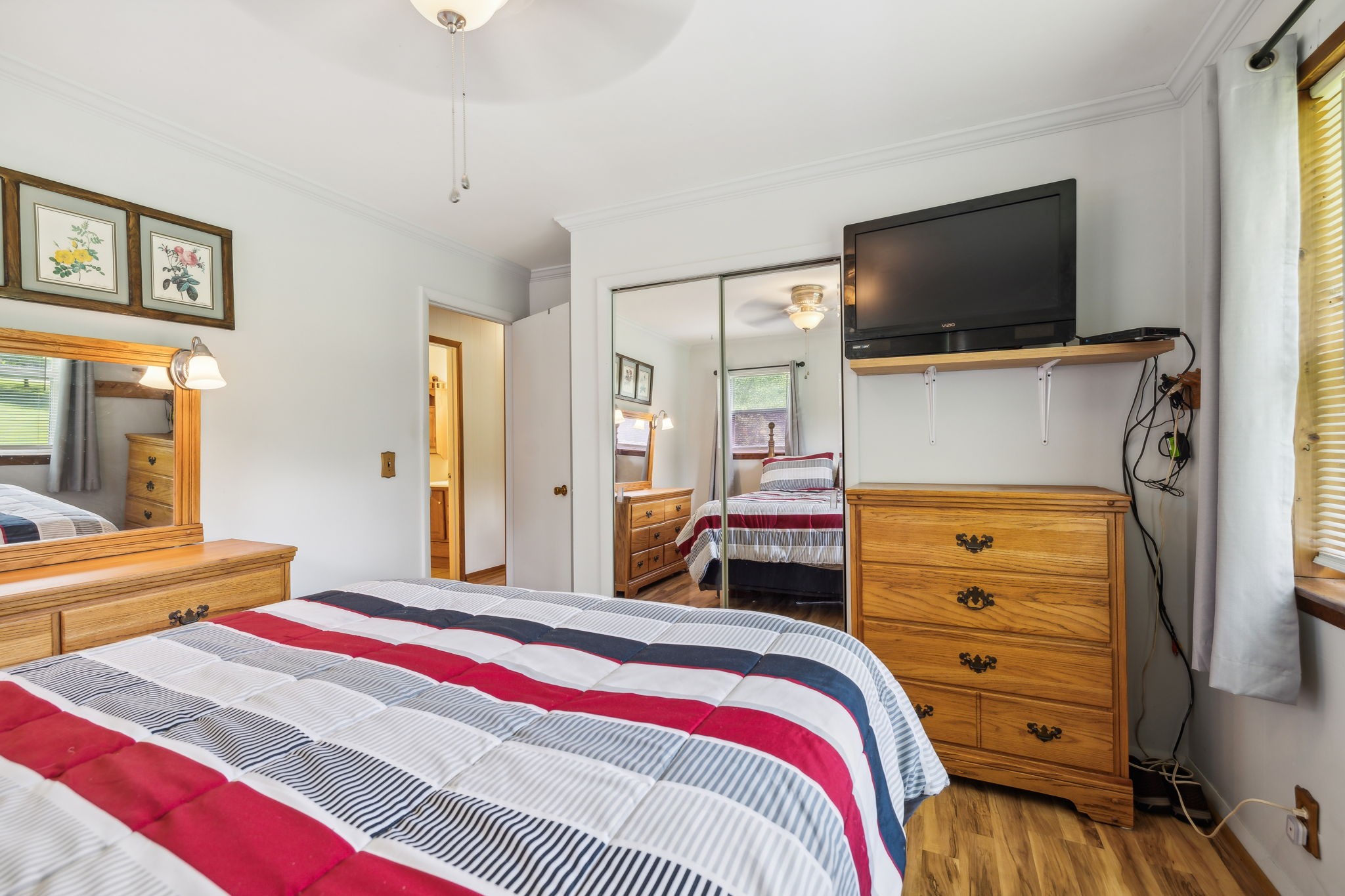 Image 16 of 29 For 4760 39th Street Road