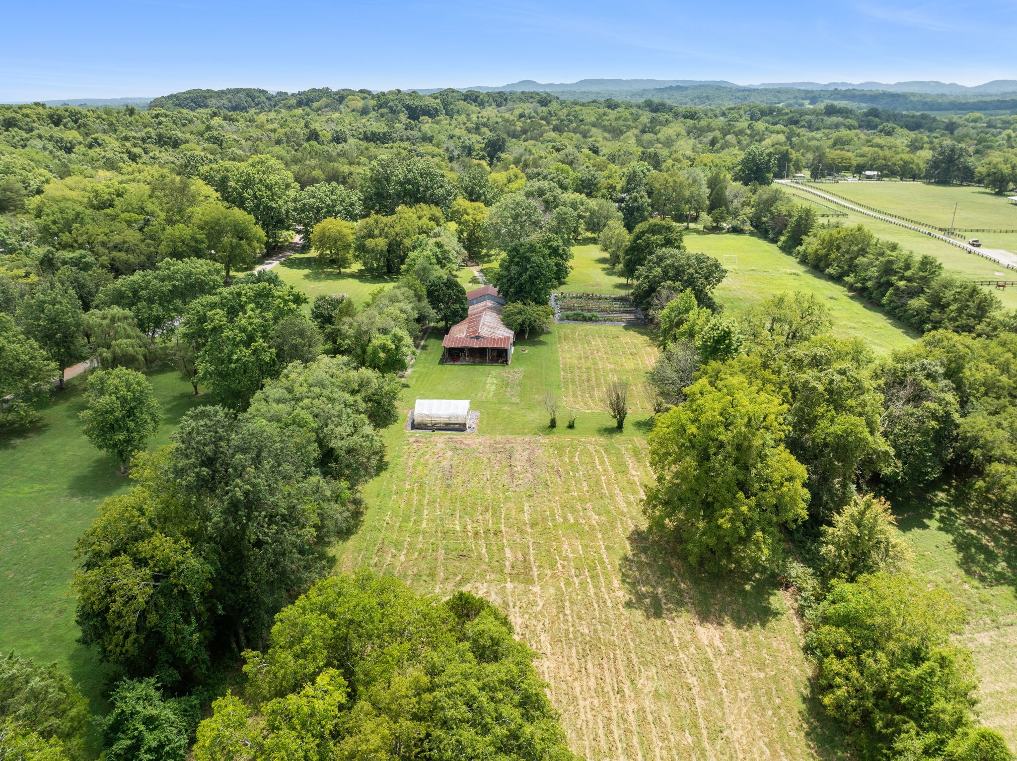 Image 7 of 29 For 4760 39th Street Road