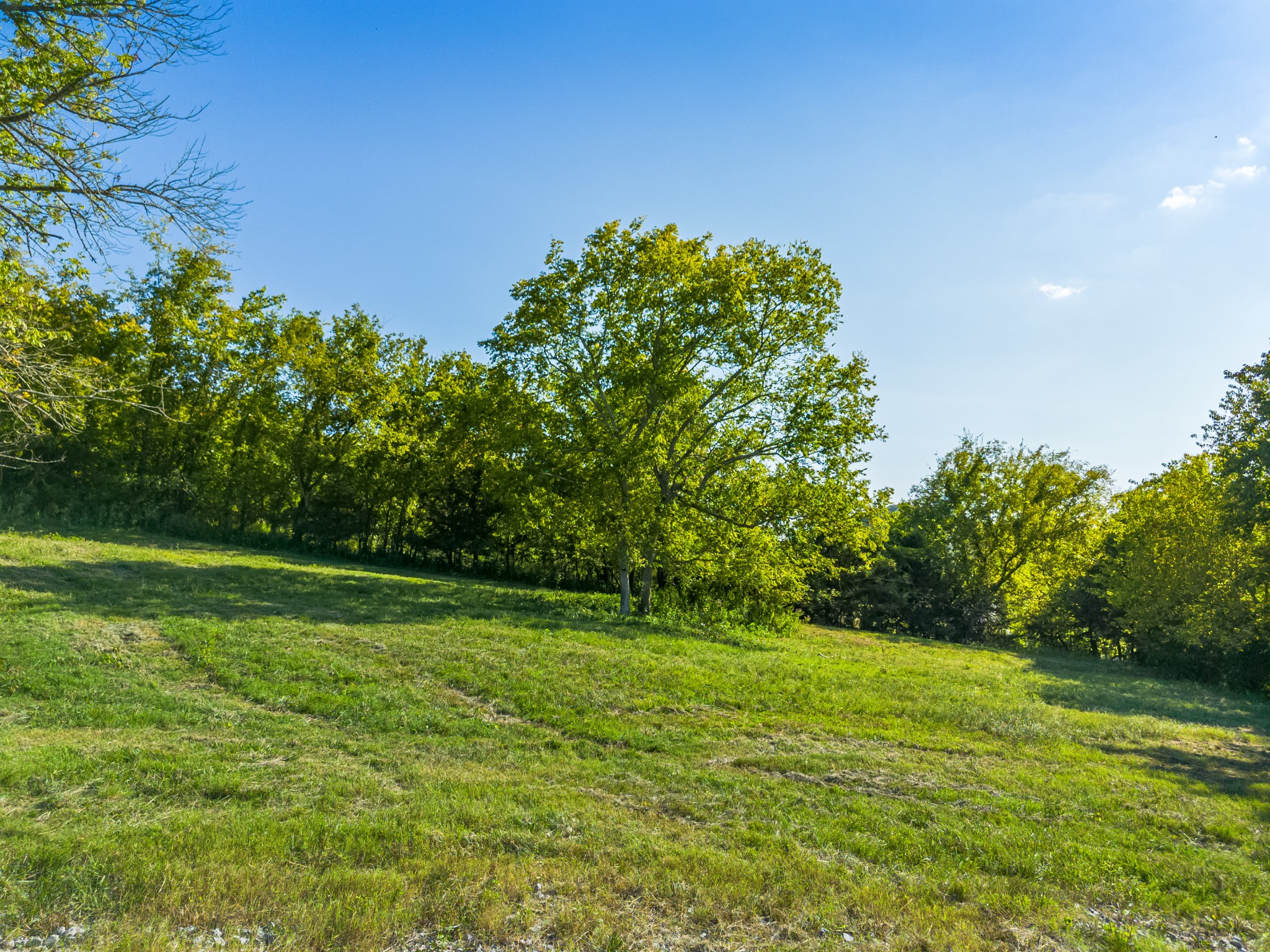 Image 22 of 29 For 4766 39th Street Road