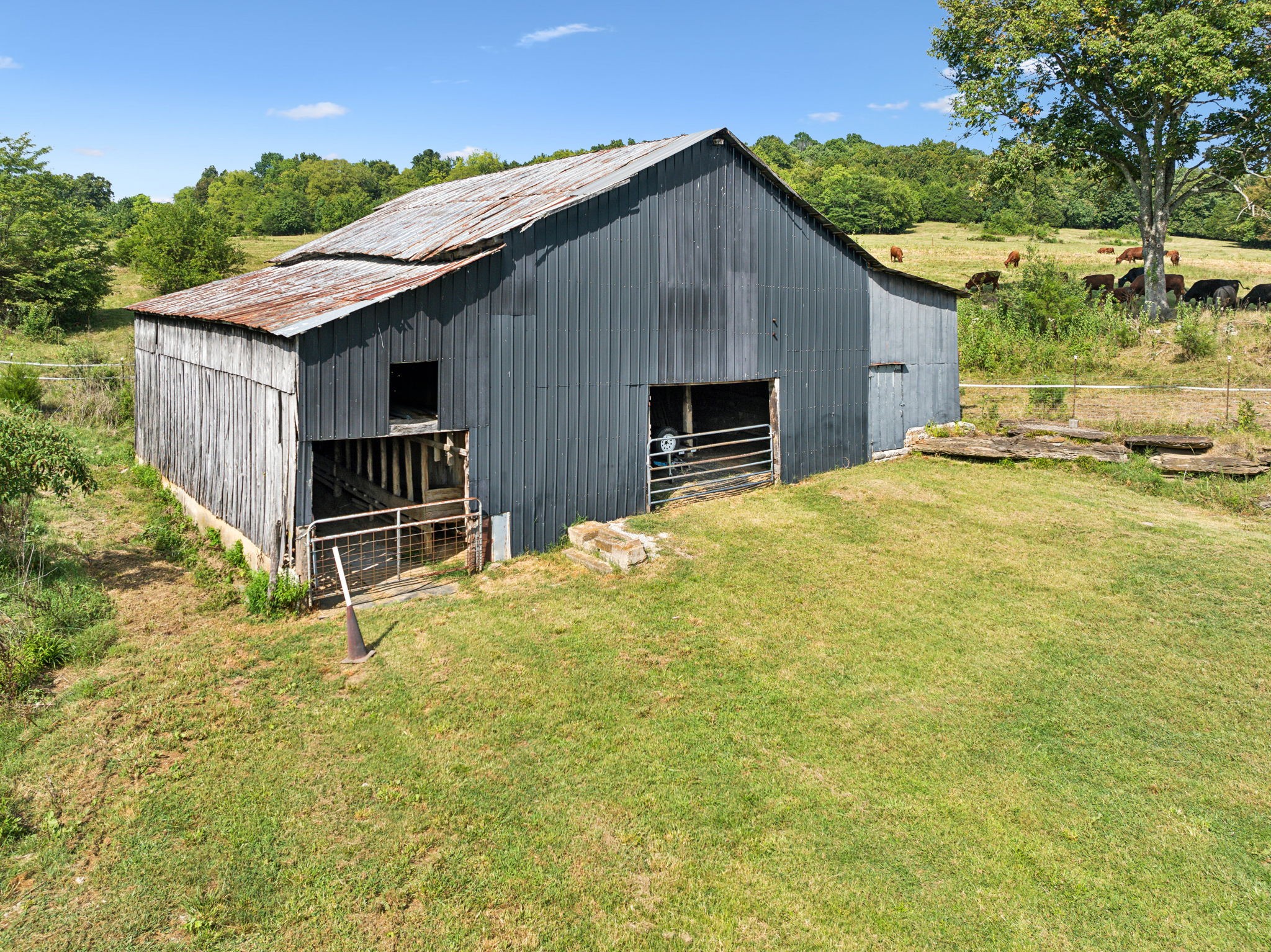Image 13 of 38 For 2801 College Road 24