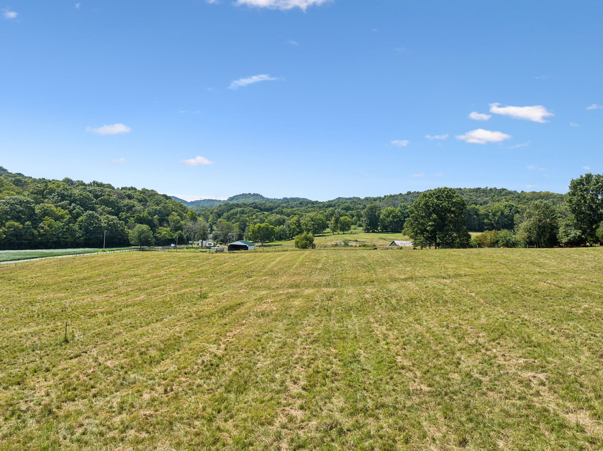 Image 3 of 38 For 2801 College Road 24