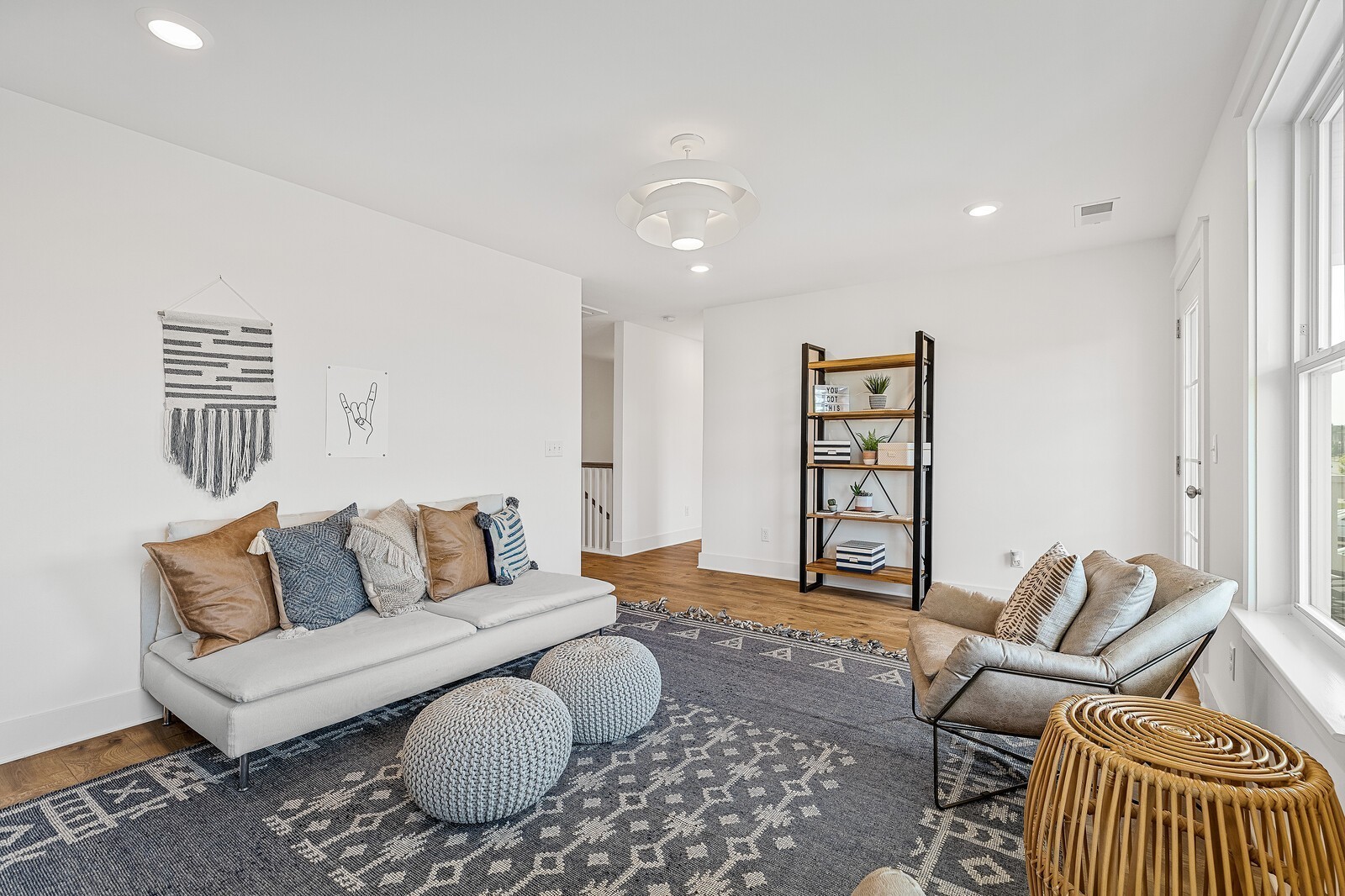Image 36 of 48 For 7123 Tallwood Dr