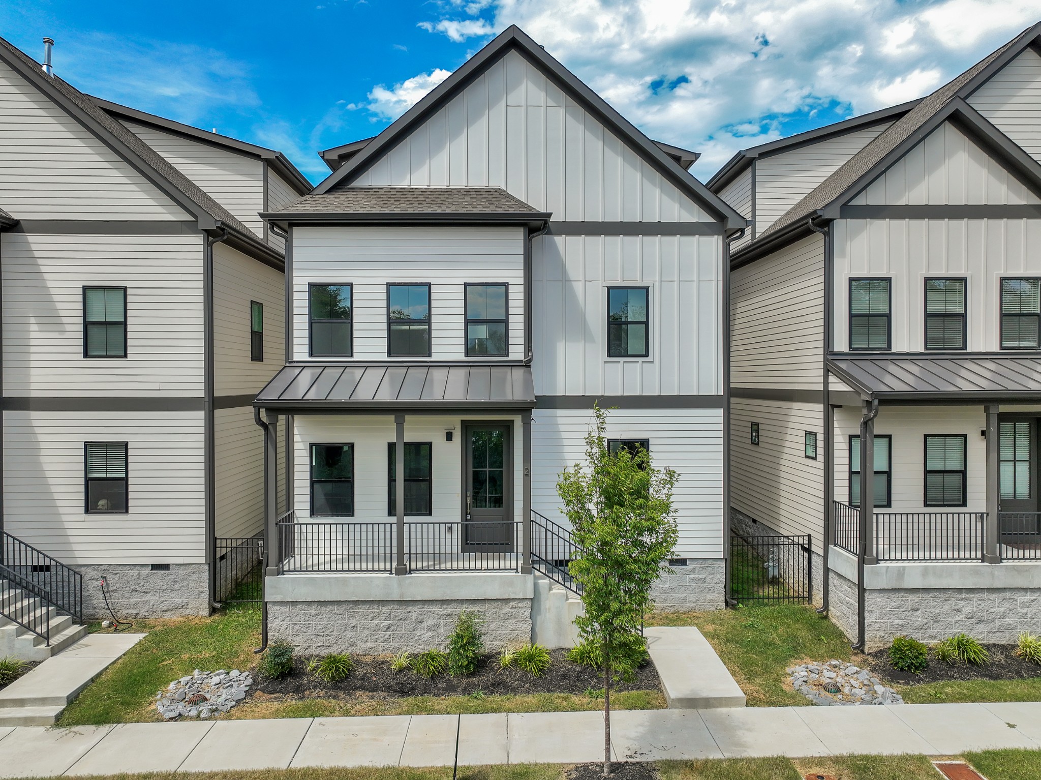 Image 3 of 7 For 2251 Buena Vista Road